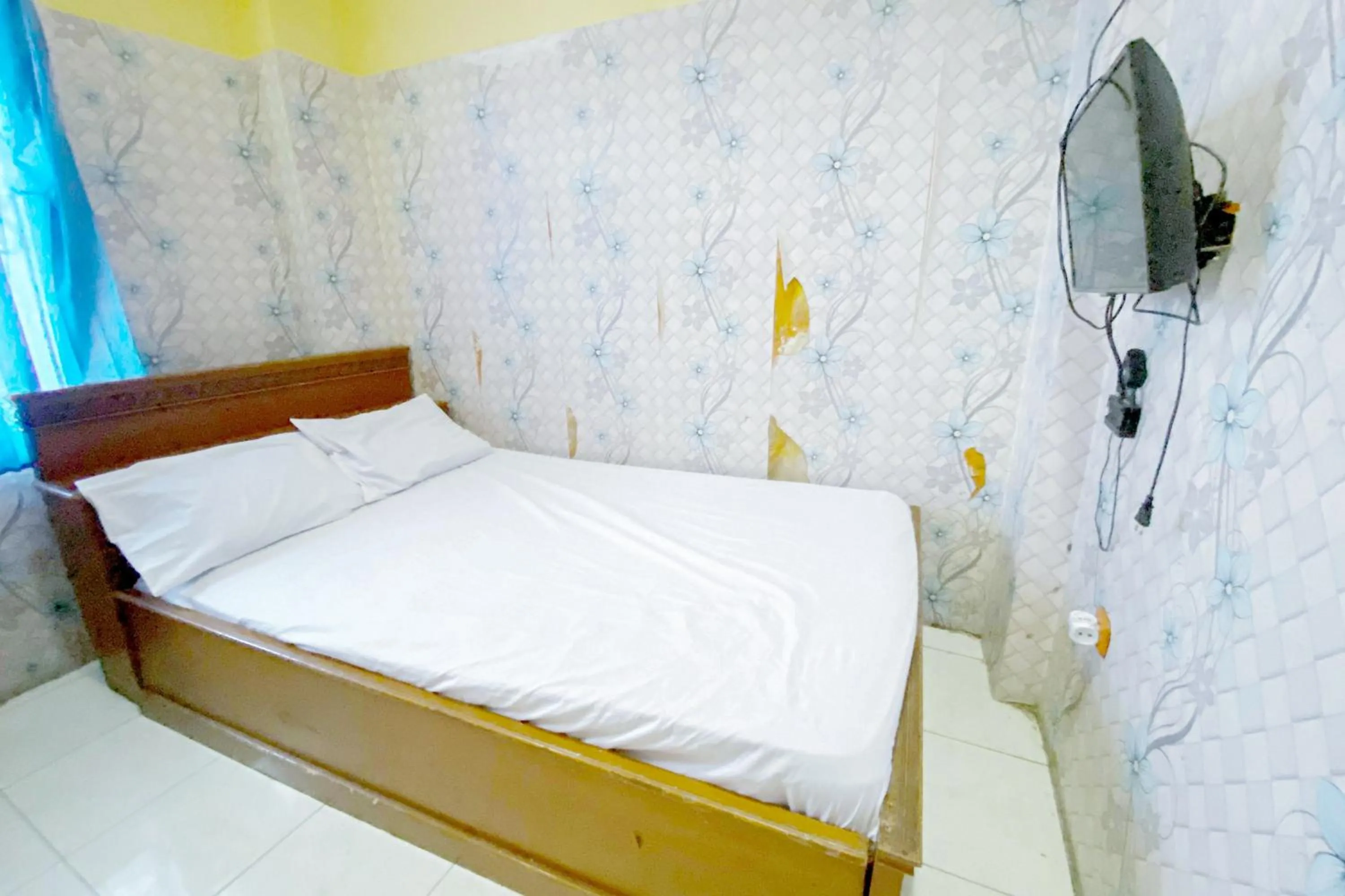 Bed in Tangki Premier Residence RedPartner