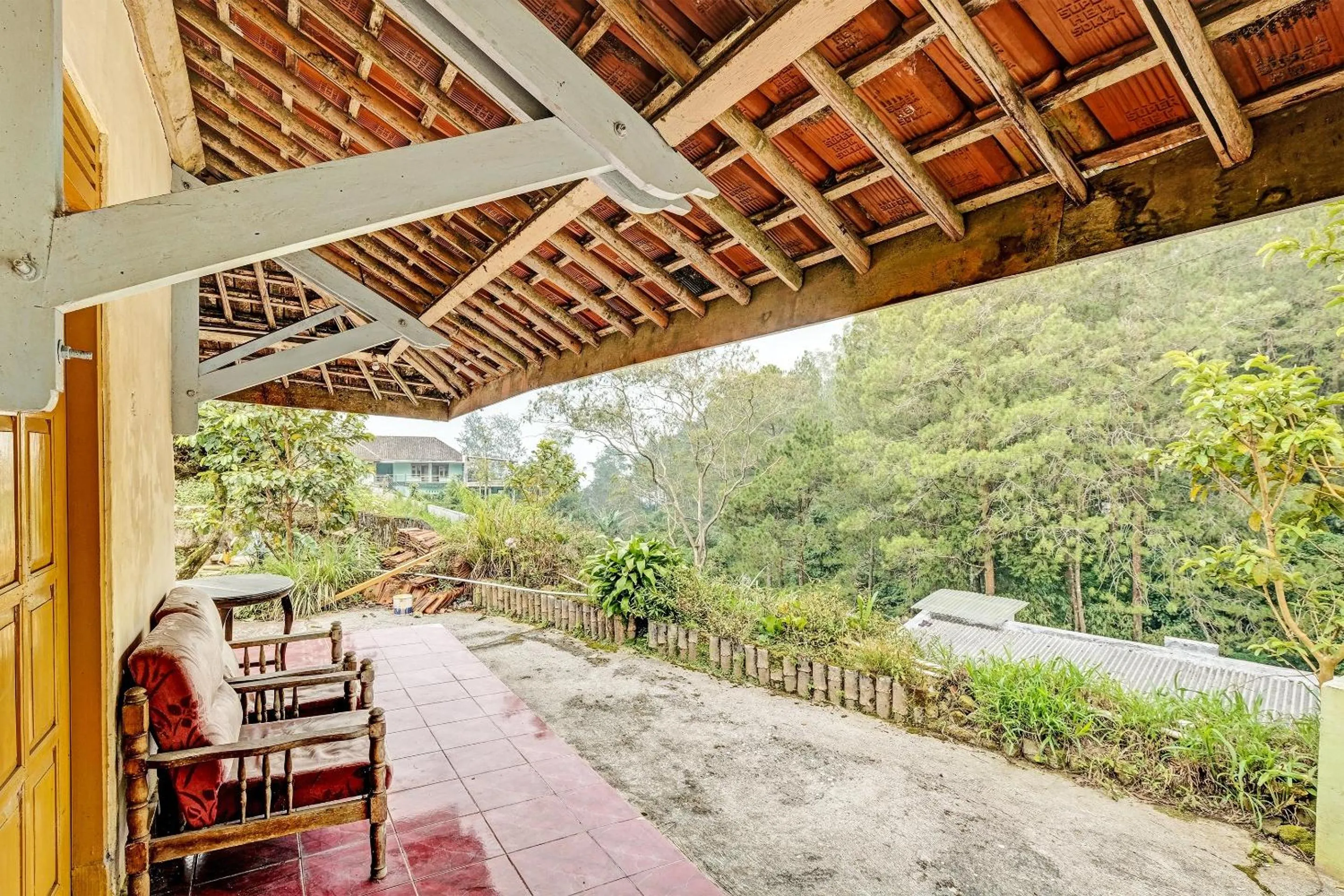 Lobby or reception in SPOT ON 92414 Hotel Pereng Sari