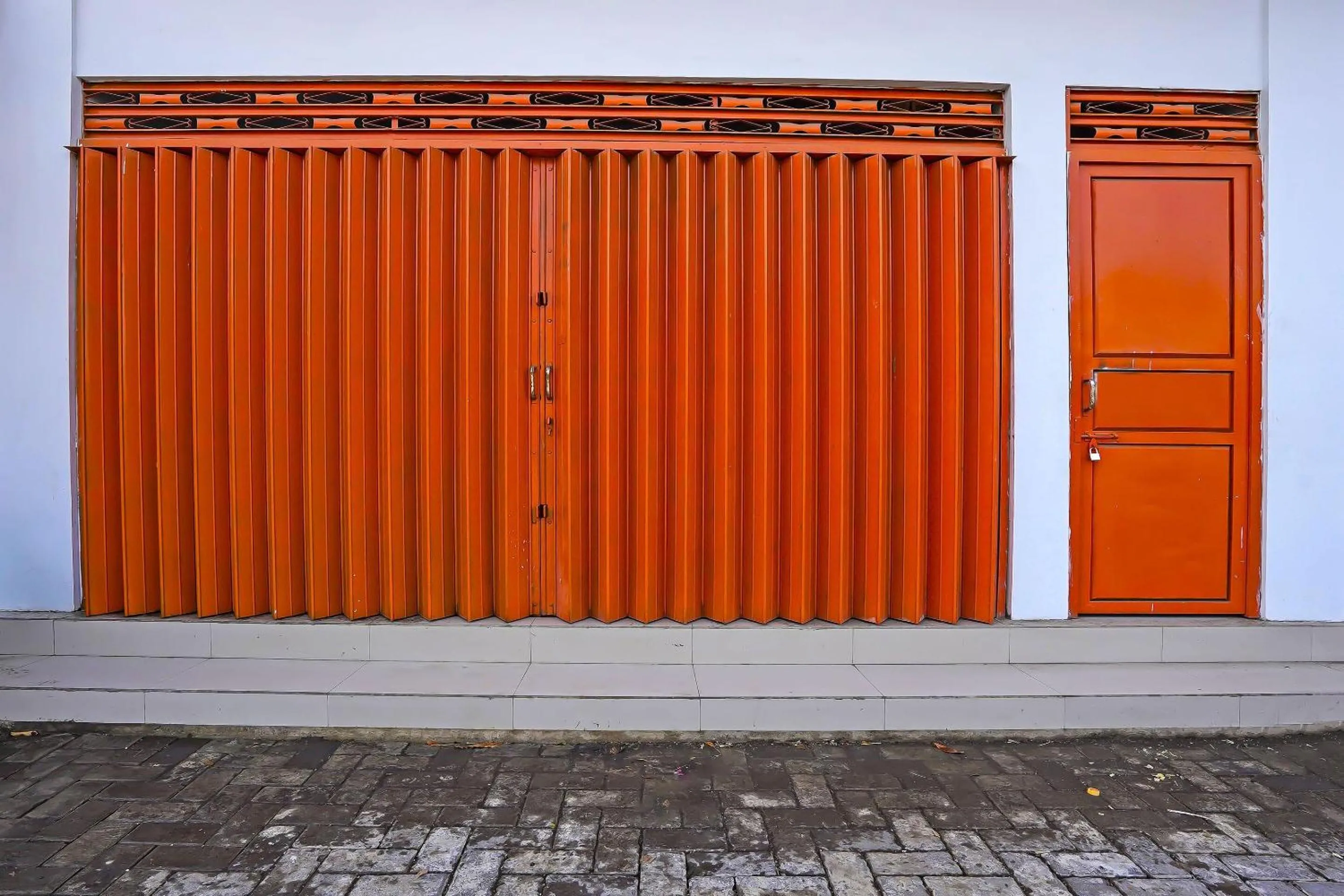 Facade/entrance in Hotel O Salsabila Homestay