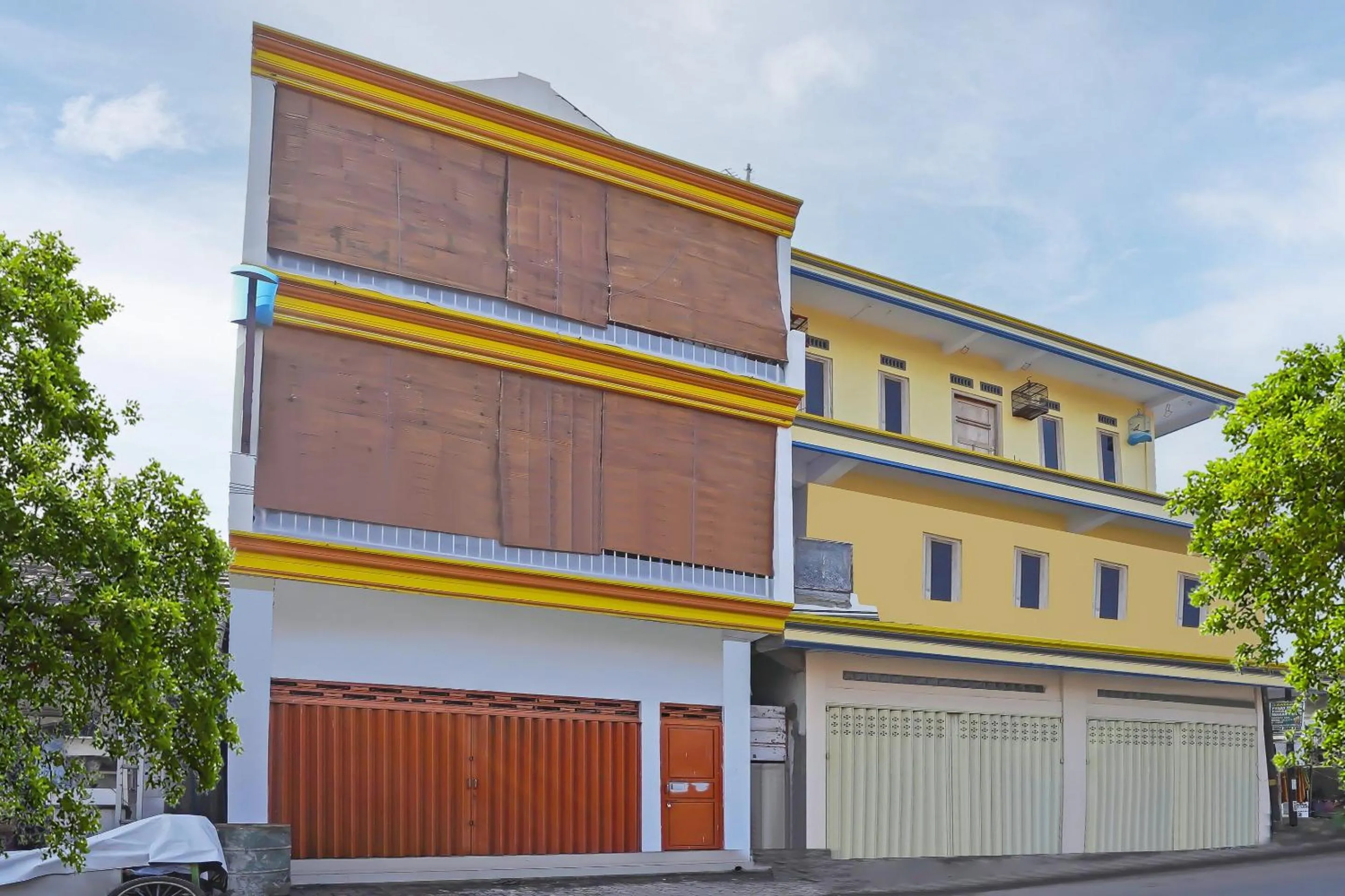 Facade/entrance in Hotel O Salsabila Homestay