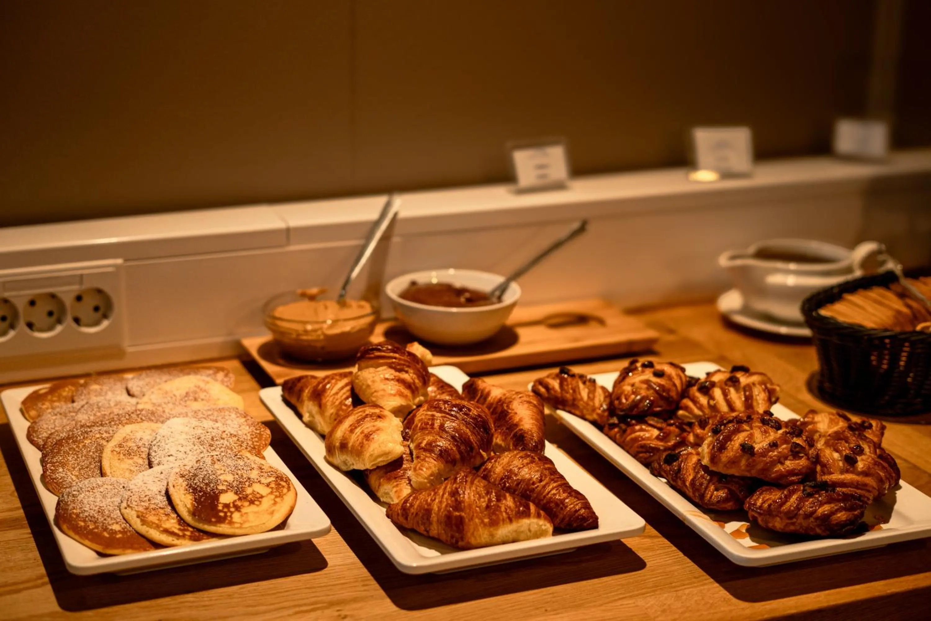Buffet breakfast in Hotel Jökull
