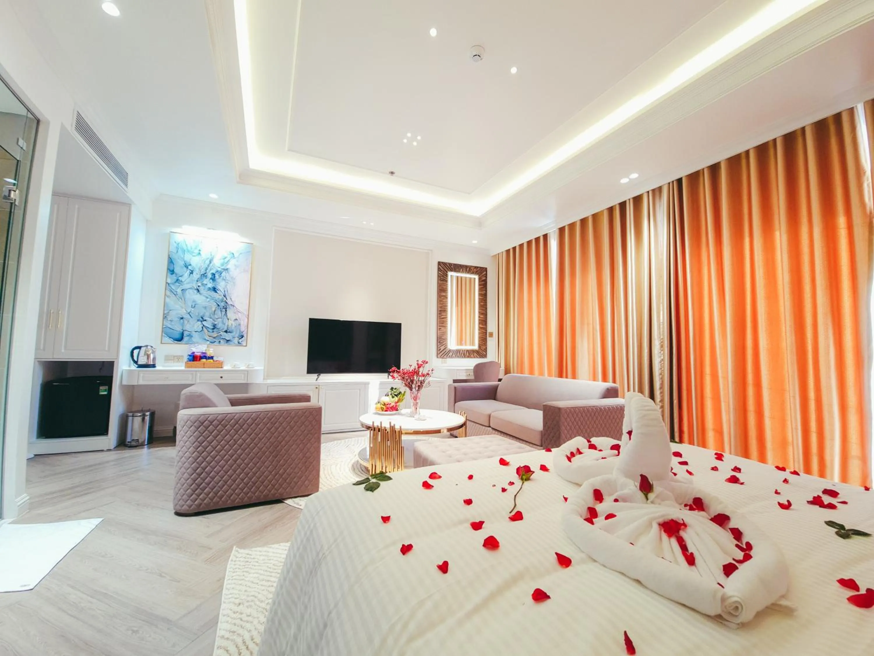 TV and multimedia in Phúc Thắng Hotel