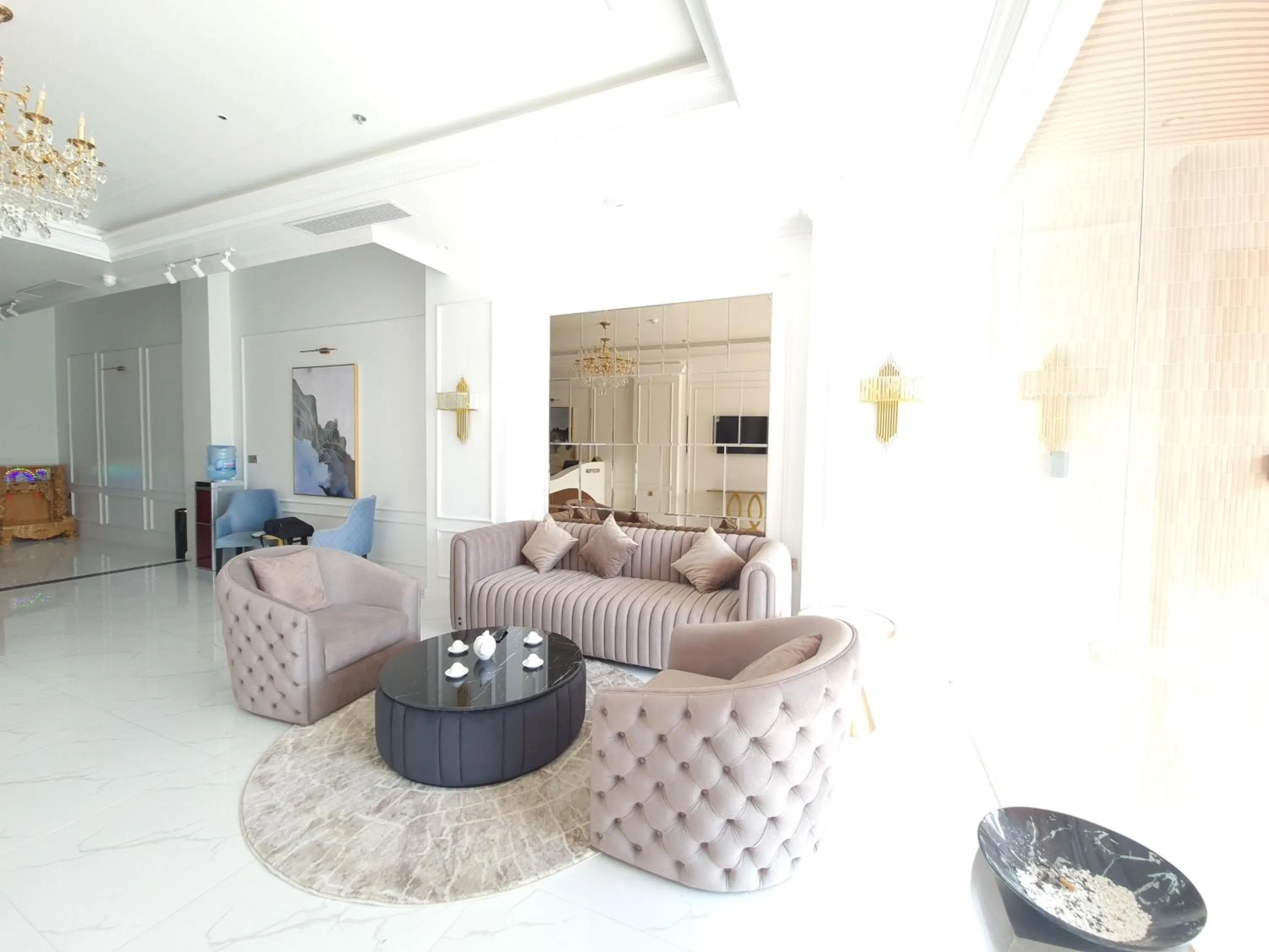 Seating area in Phúc Thắng Hotel