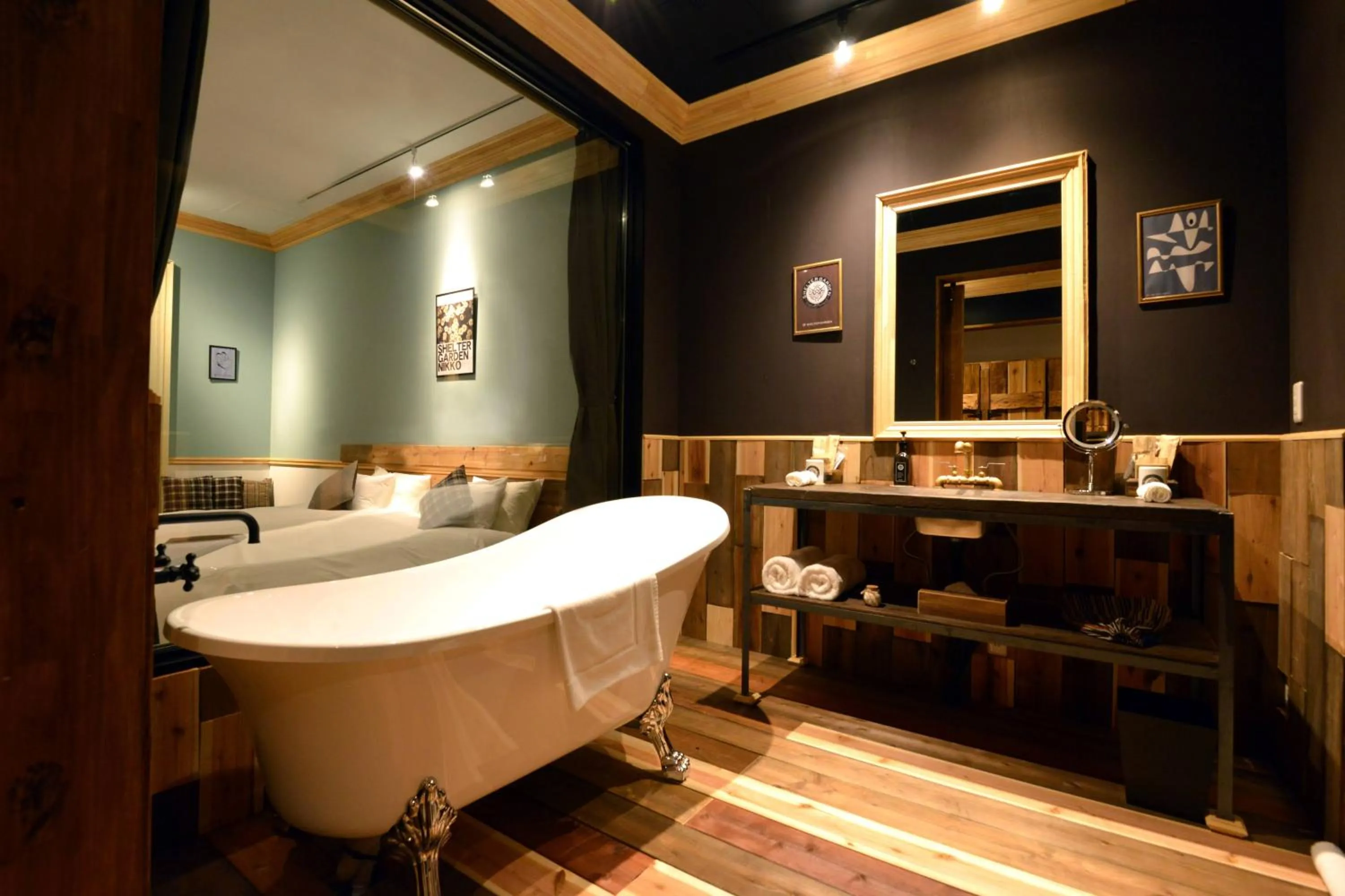 Bath in Shelter Garden Nikko