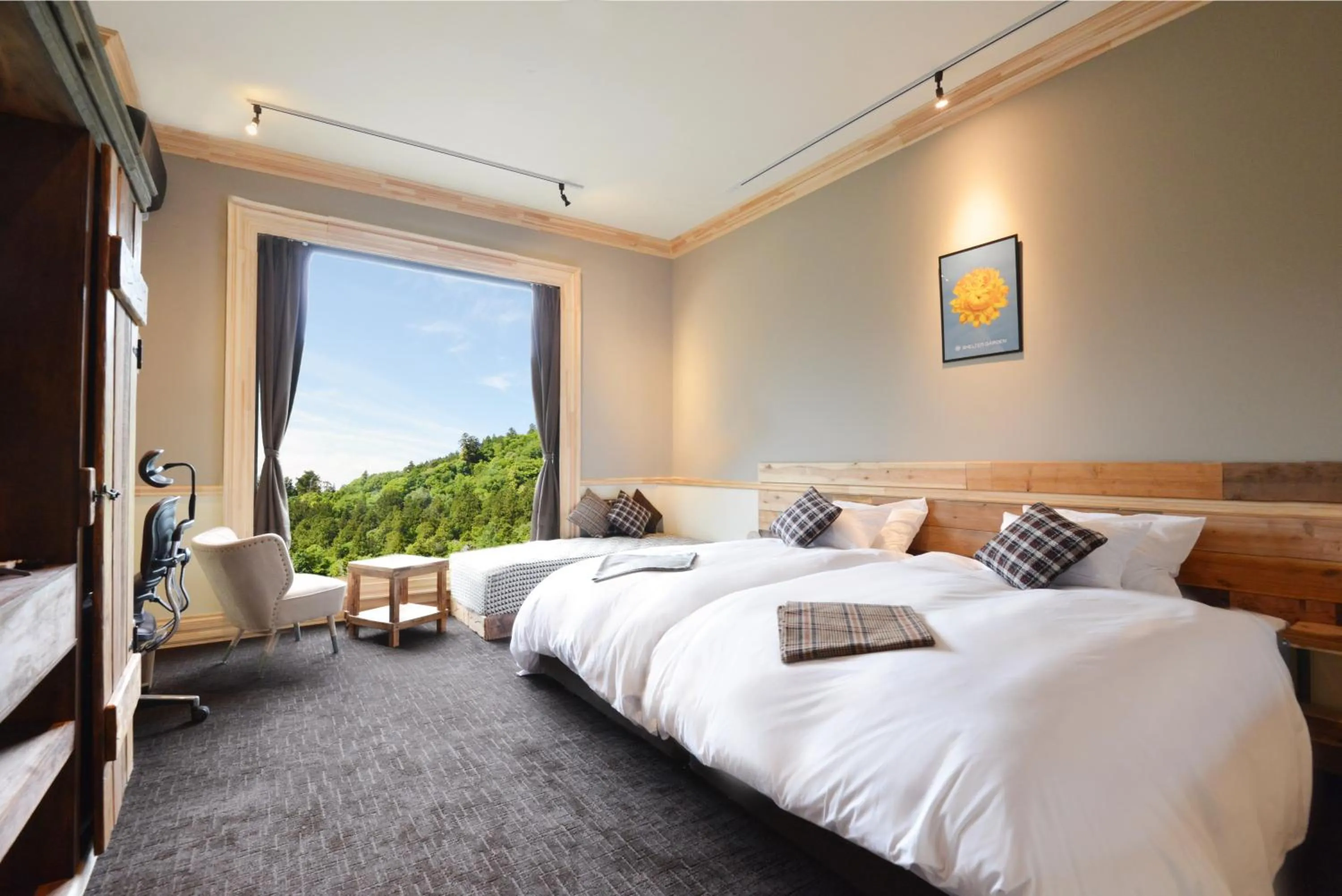 Photo of the whole room, Bed in Shelter Garden Nikko