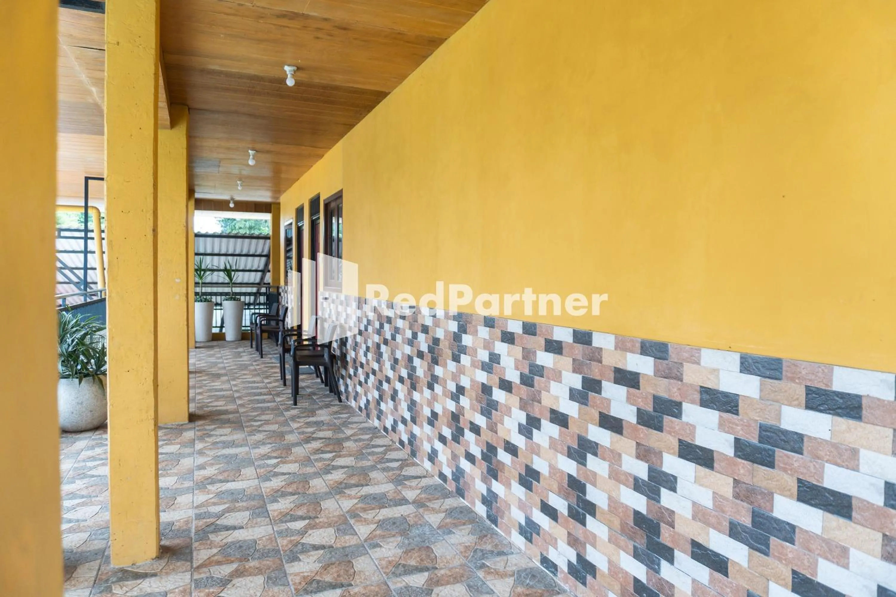 Balcony/Terrace in Javenir Hotel Tawangmangu Mitra RedDoorz