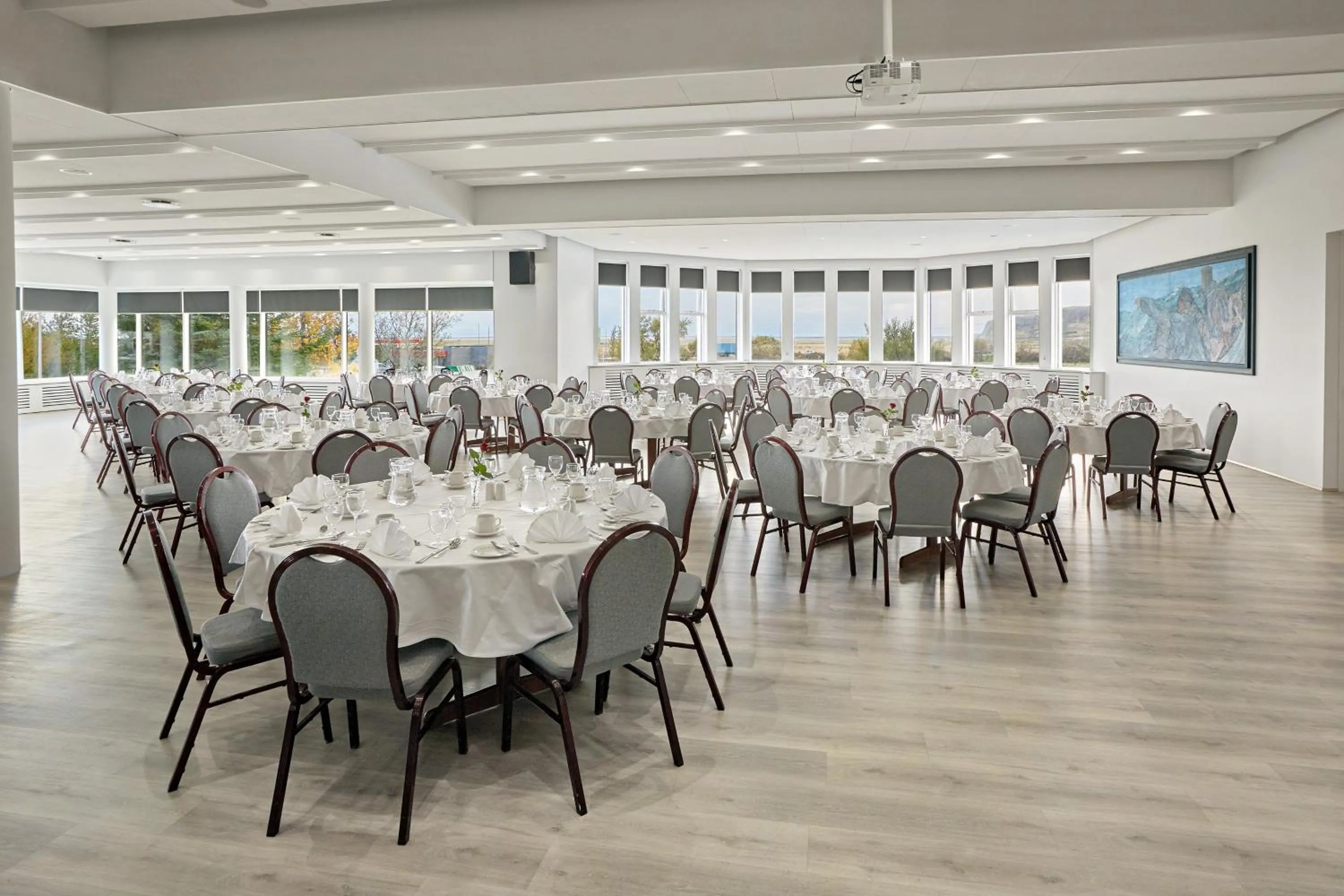 Restaurant/places to eat in Hotel Örk