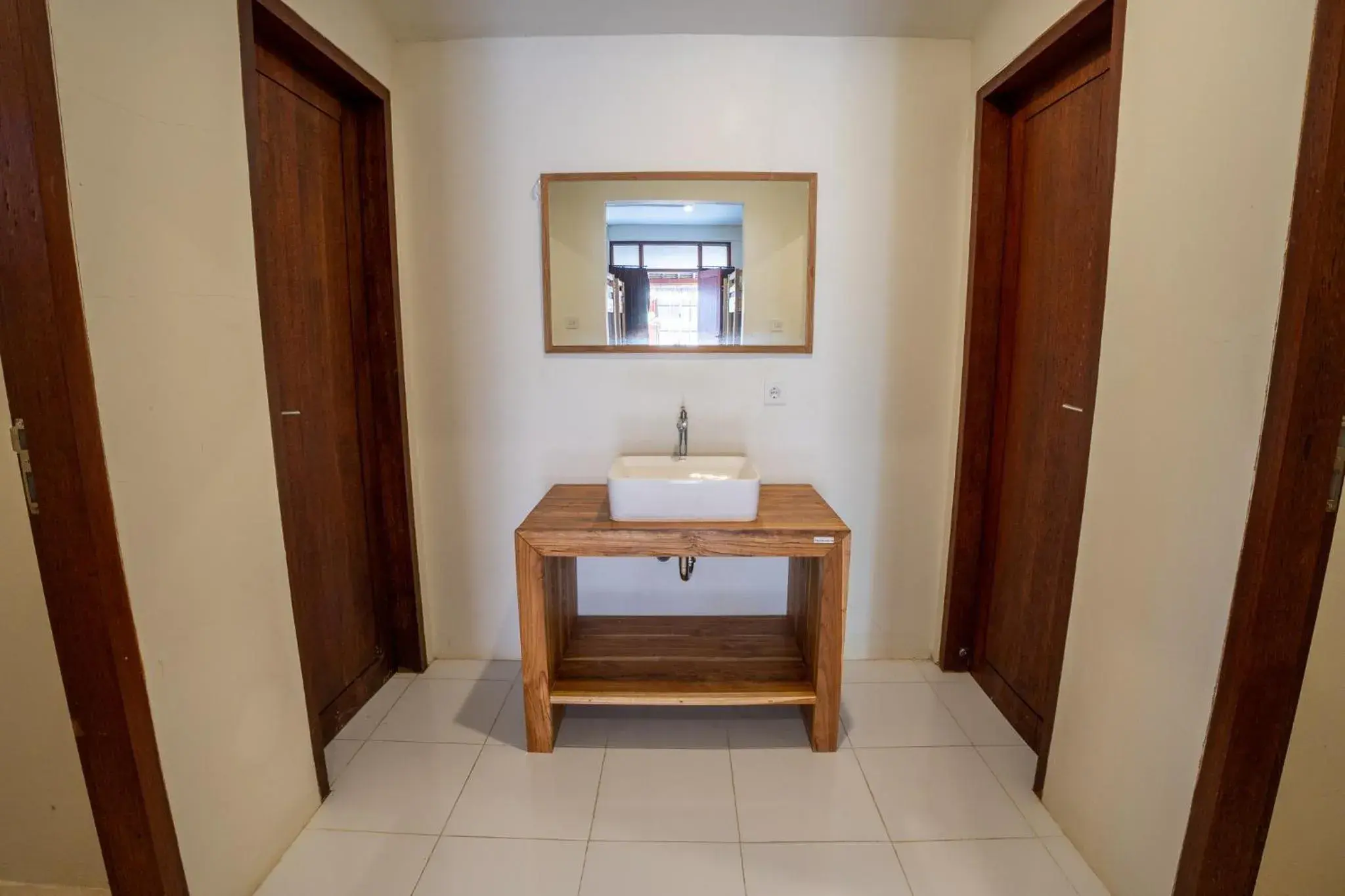 Mixed Dormitory Room - single occupancy in RaCottage Mandalika Mixed Dormitory Room - single occupancy in RaCottage Mandalika