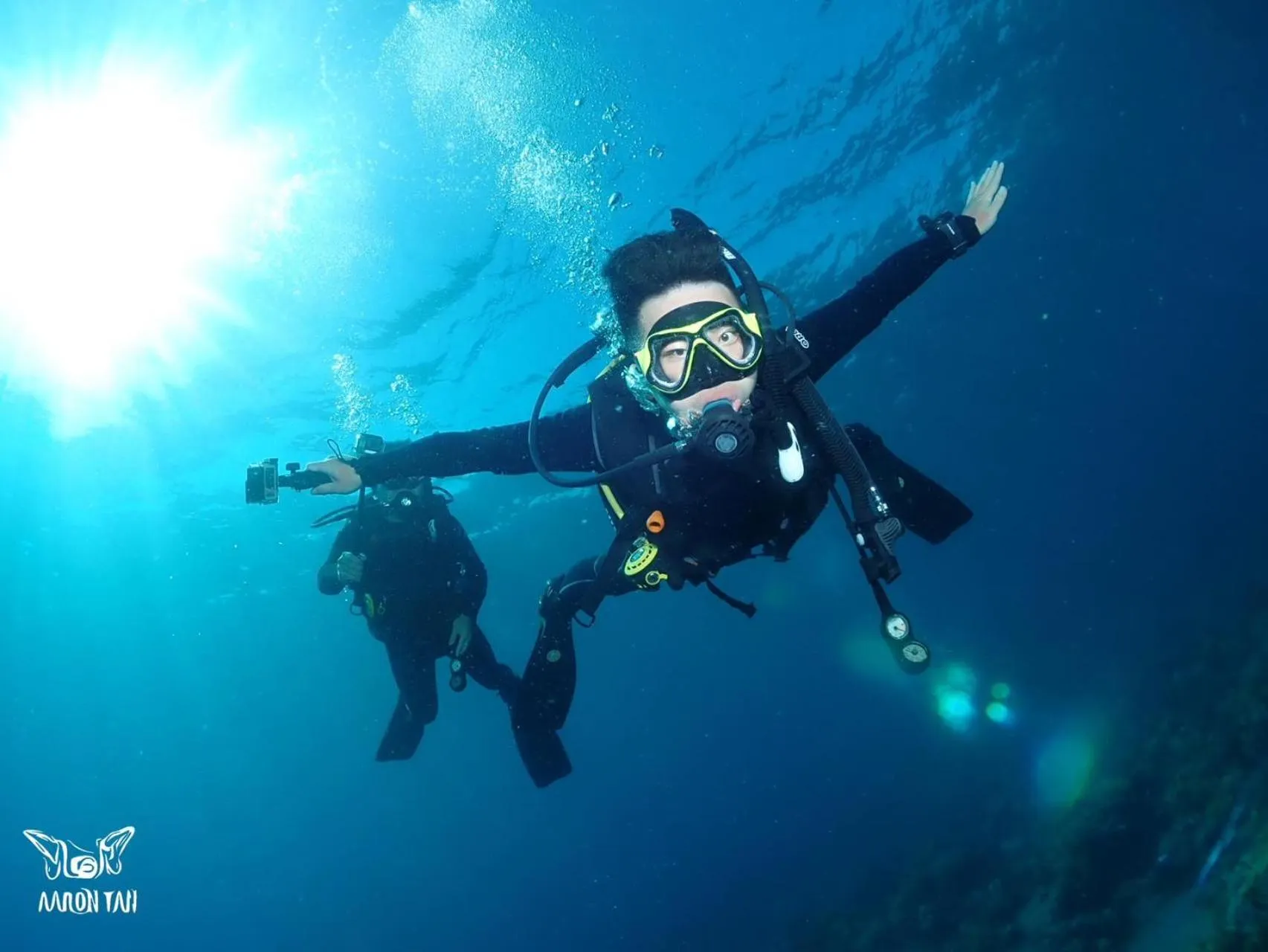Diving in Oceanism海洋主义潜水度假酒店