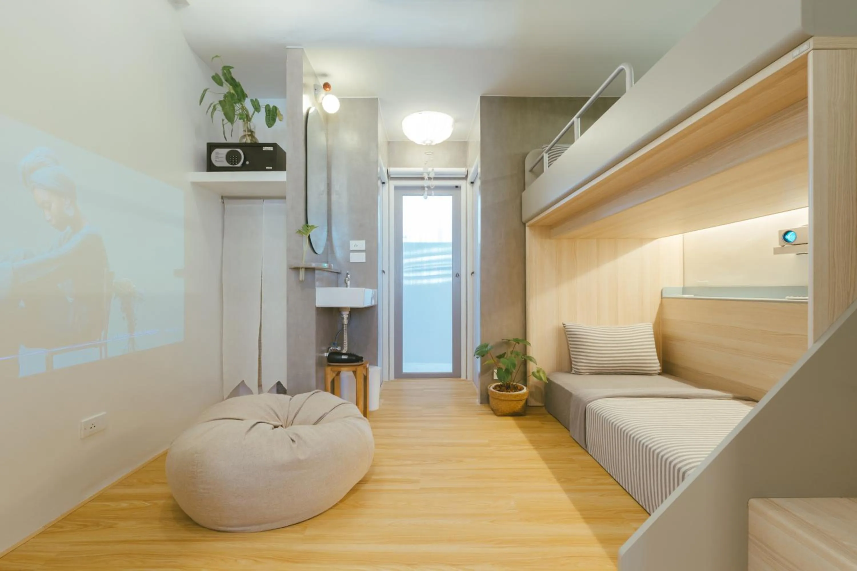 Bed in Dokdin's Family