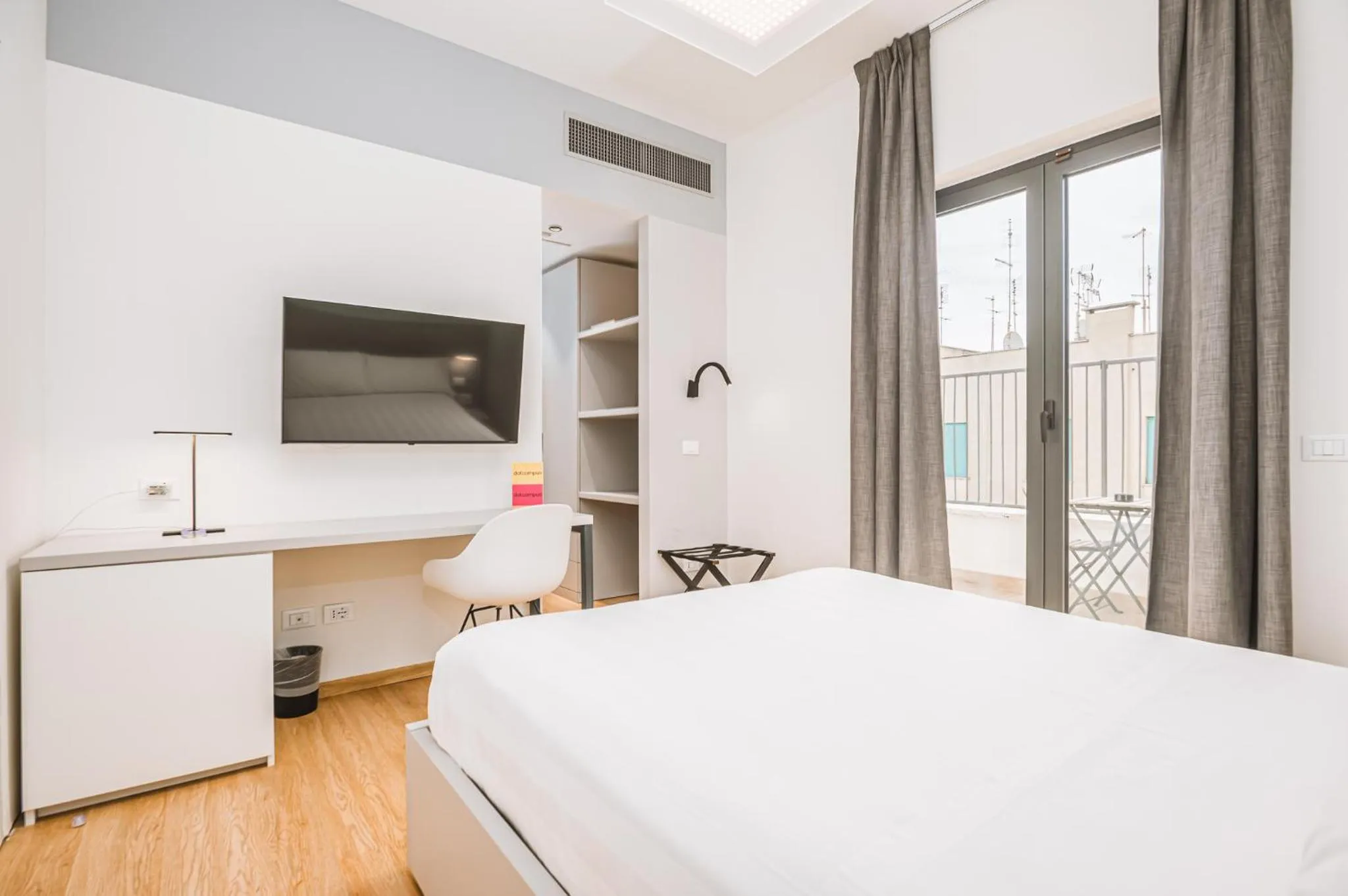 Bedroom, Bed in Dotcampus Roma City Center