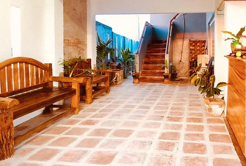 Lobby or reception in RedDoorz @ Ola Vida Casa Rental Ilocos Sur