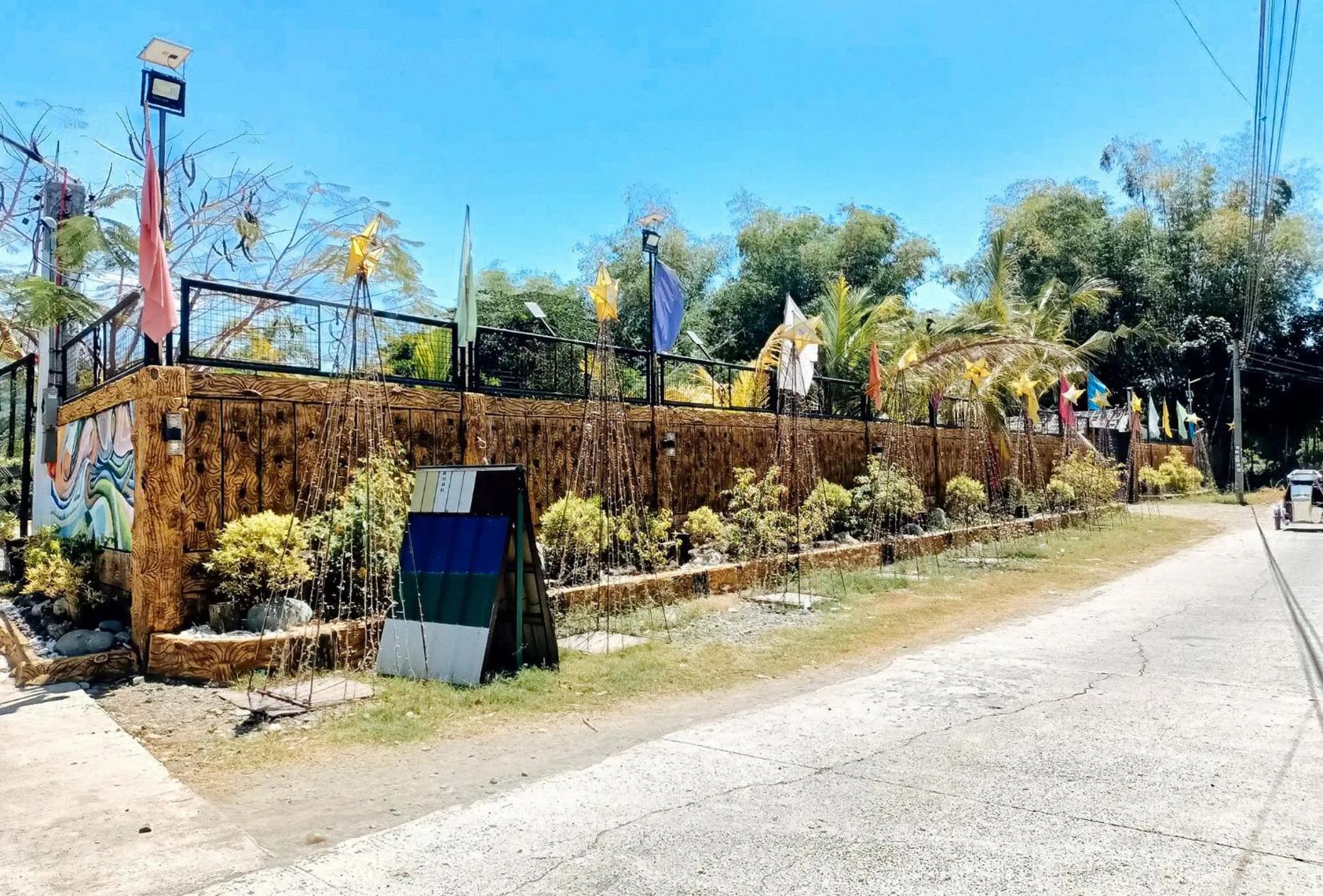 Garden view in RedDoorz @ Ham Jam Inn Resort