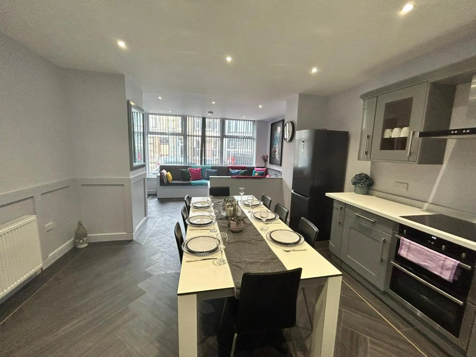 Kitchen or kitchenette in Sugar Hill Suite by Sasco Apartments