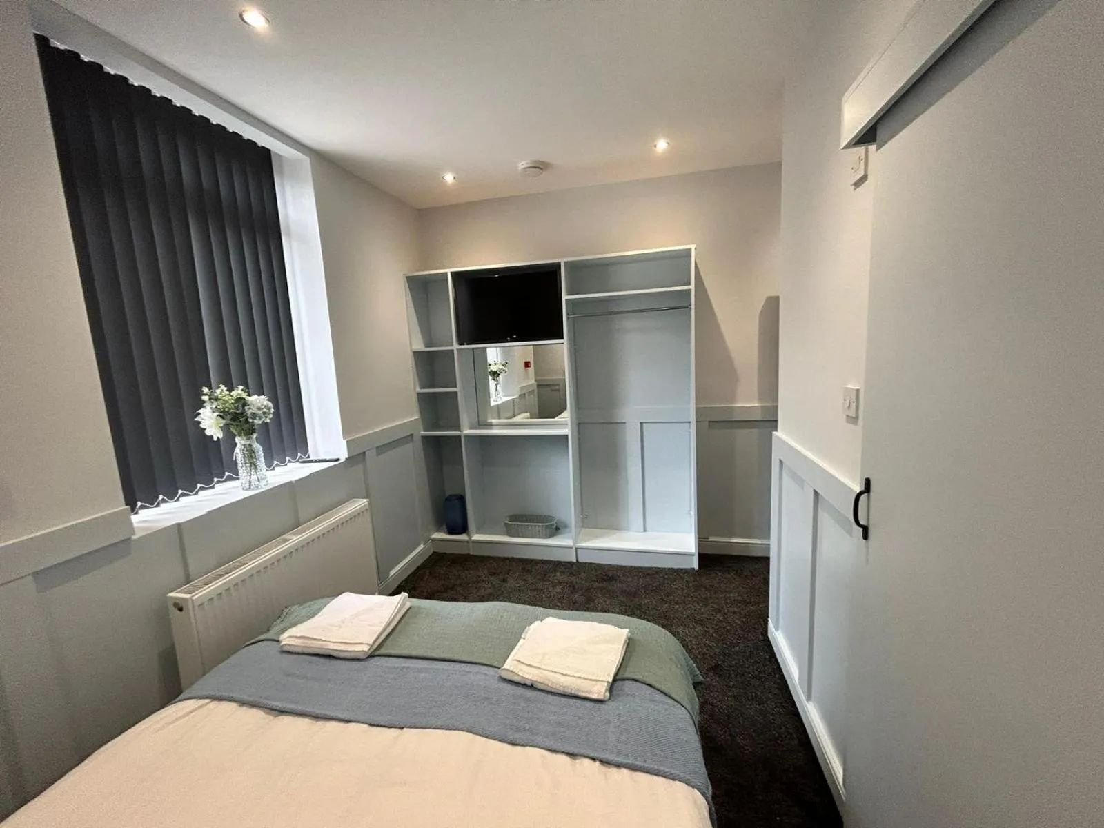 Bedroom, Bed in Sugar Hill Suite by Sasco Apartments