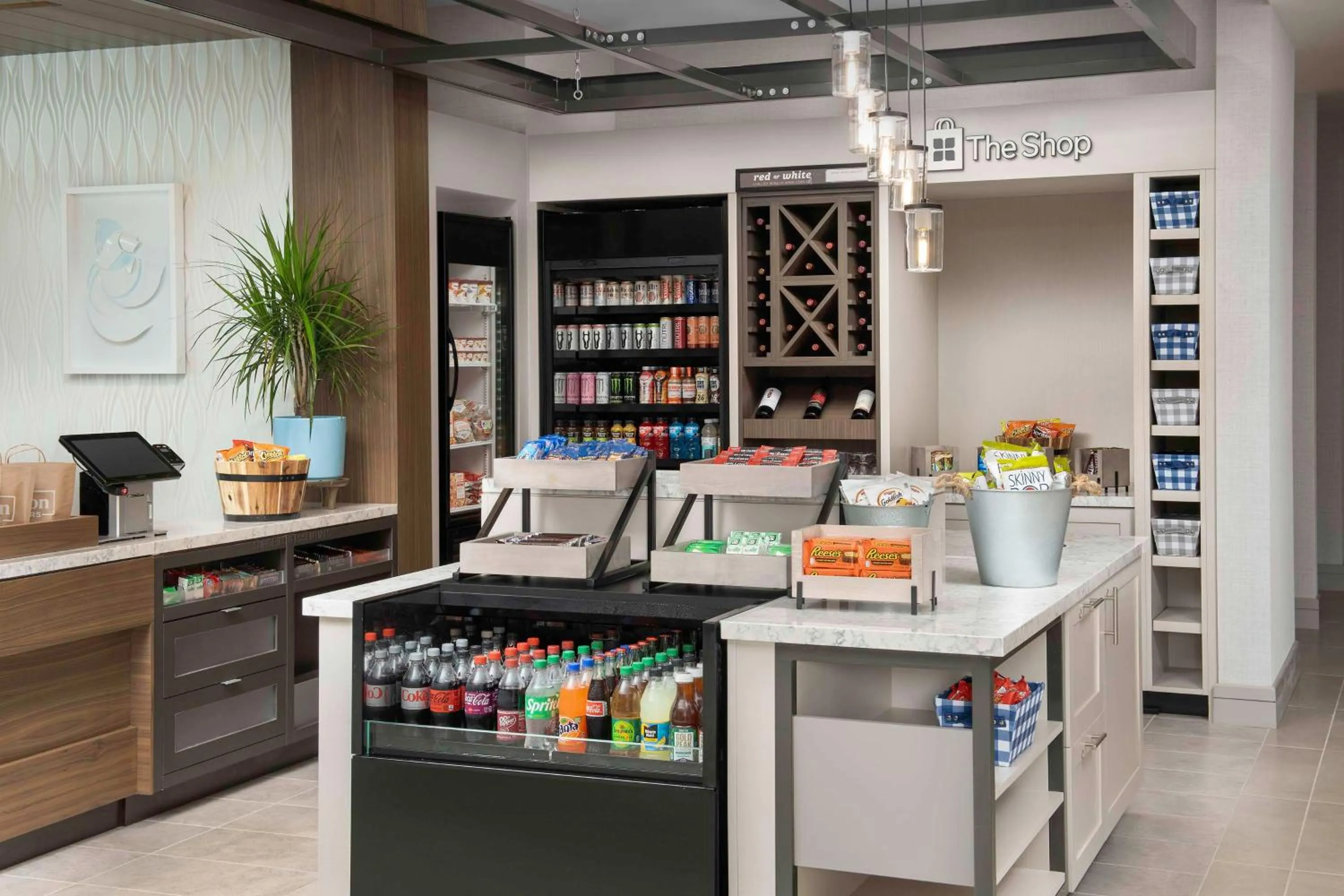 Restaurant/places to eat in Hilton Garden Inn Pensacola Downtown