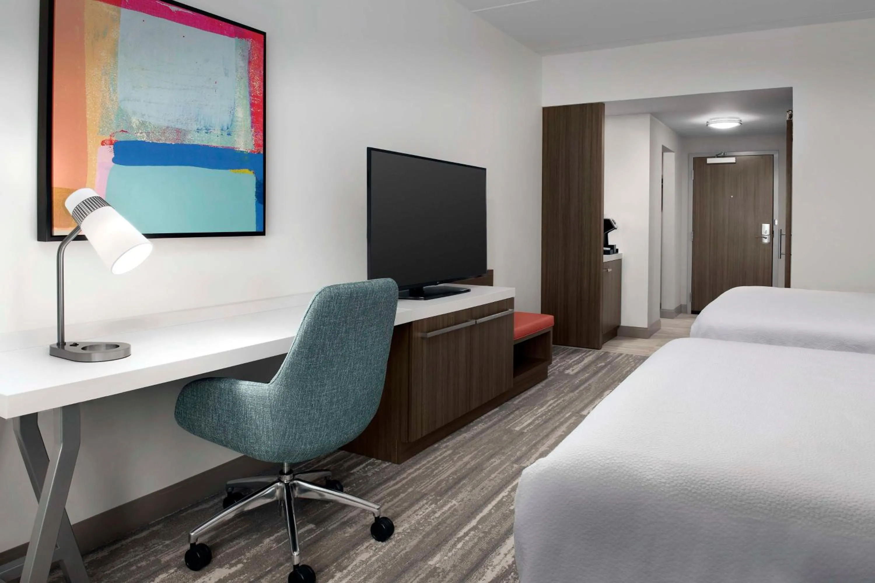 Bedroom, Bed in Hilton Garden Inn Pensacola Downtown