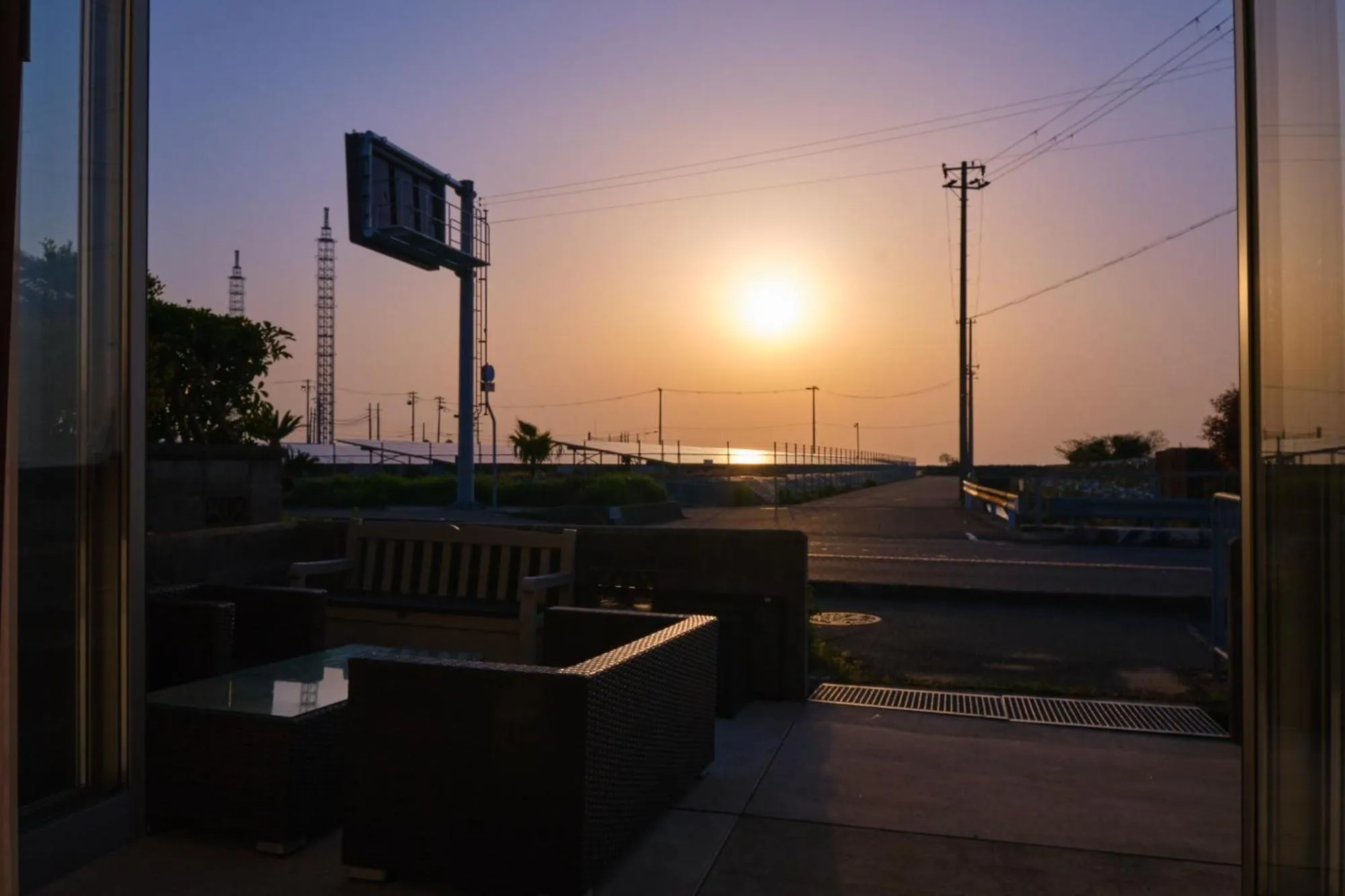 Sunrise in Rush Awaji Guppy - Seaside Holiday Home - Self Check-In Only