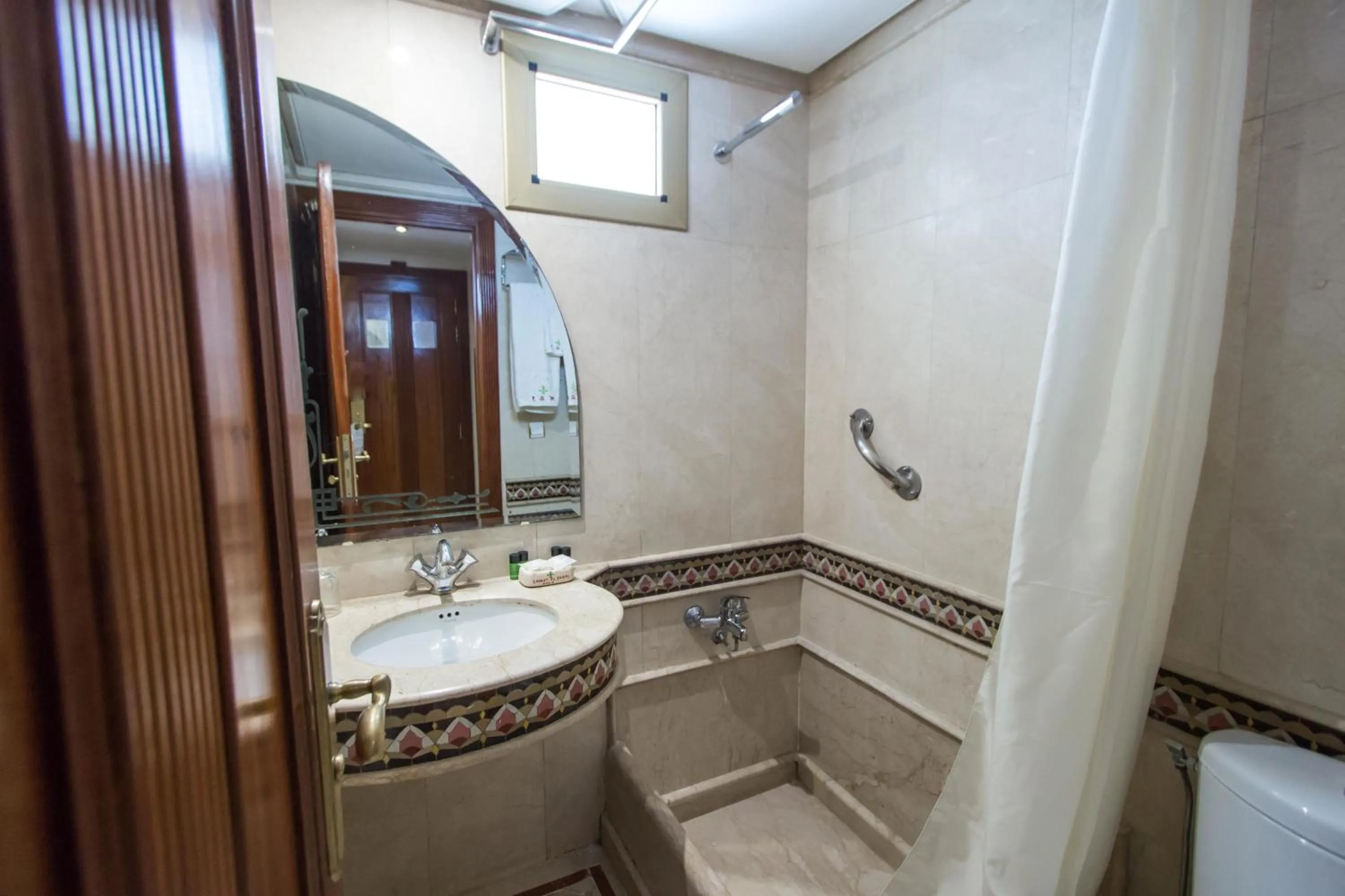 Bathroom in Zahrat Al Jabal