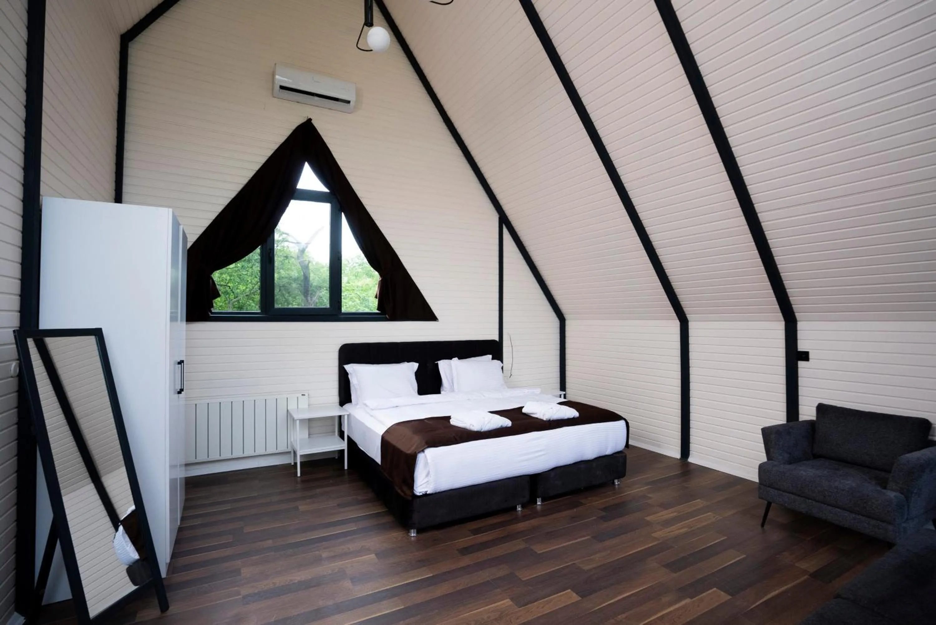 Bed in Ramada Resort By Wyndham Sapanca Thermal