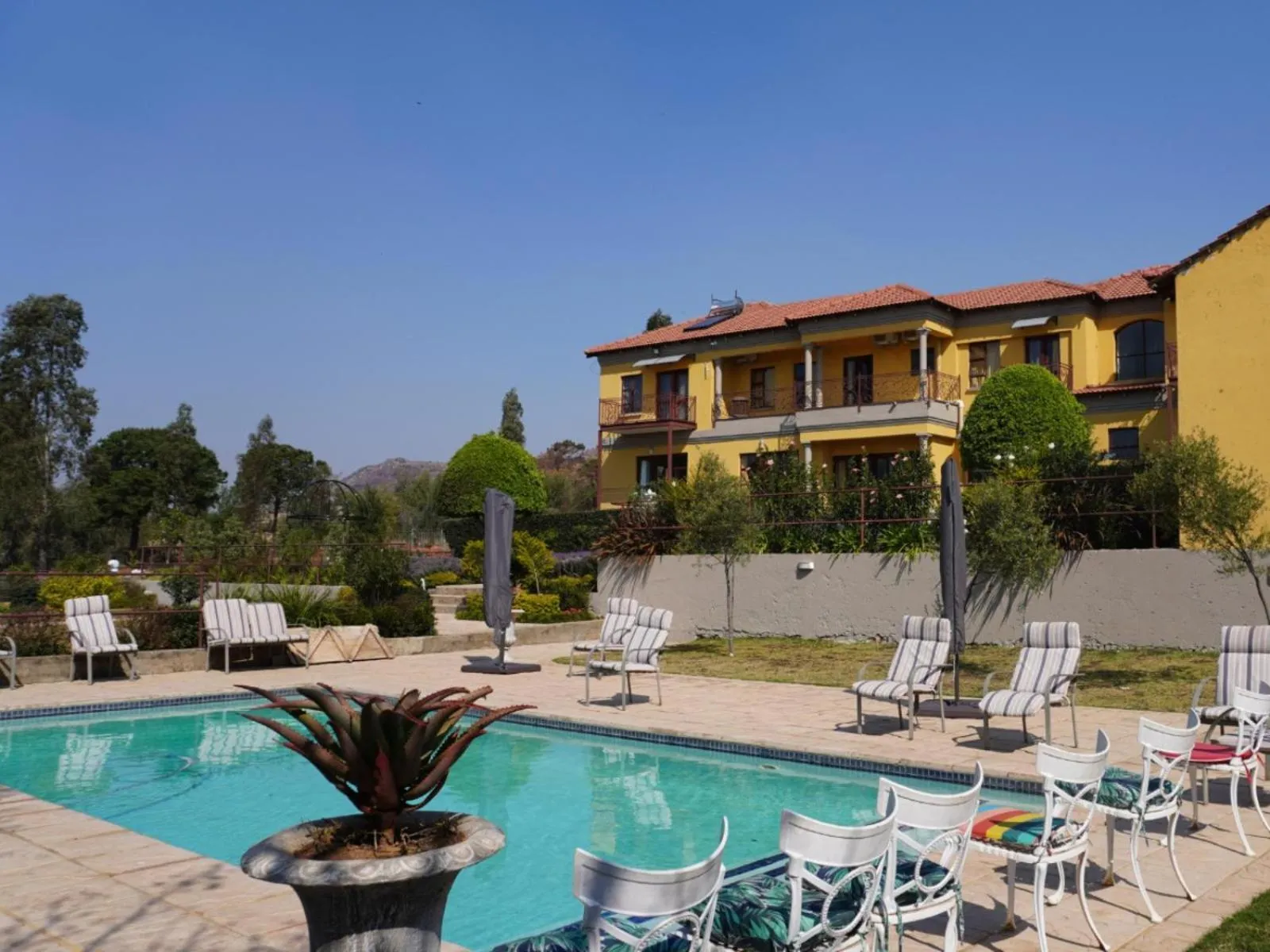 Swimming pool in Cradle Mount Hotel