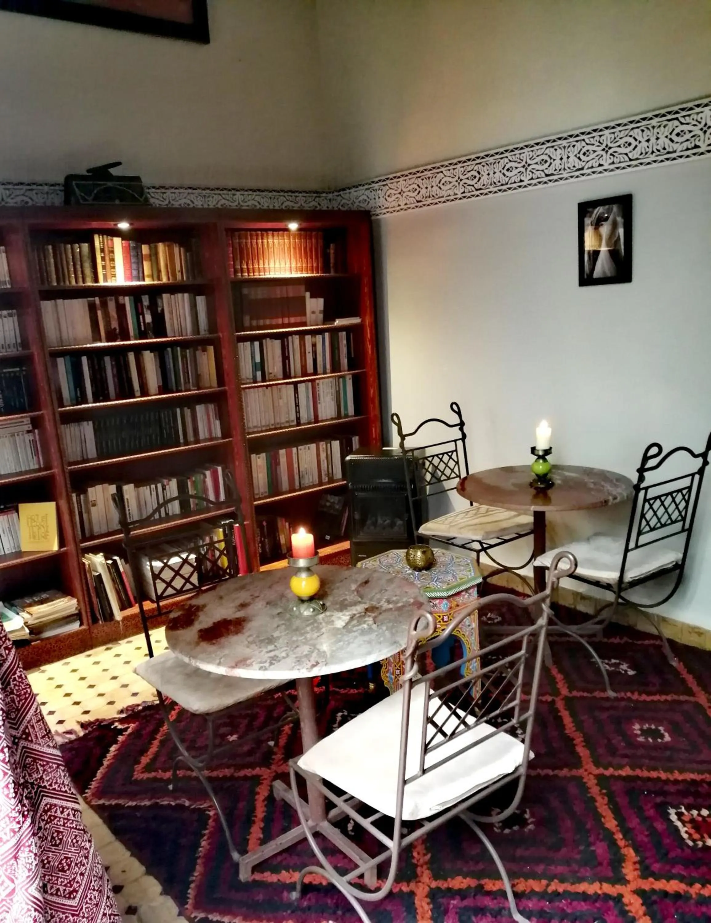 Restaurant/places to eat in Riad Attarine