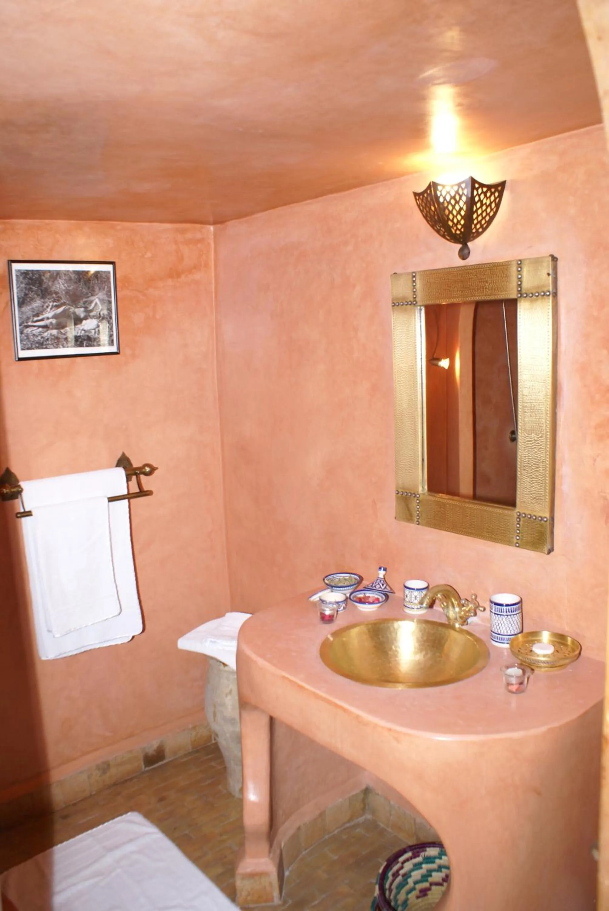 Bathroom in Riad Attarine