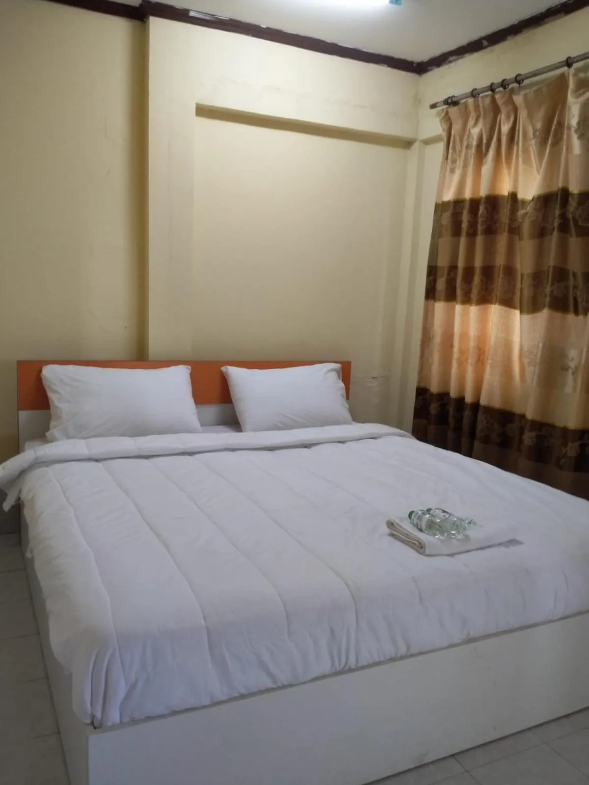 Bed in Rainbow Hotel Vientiane