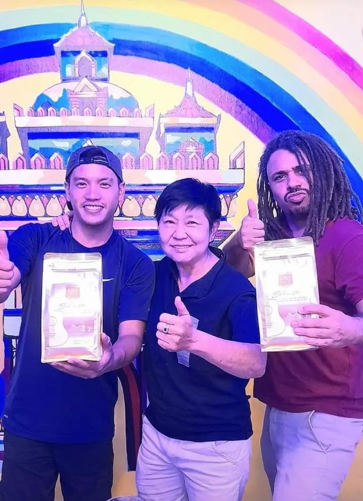 People in Rainbow Hotel Vientiane