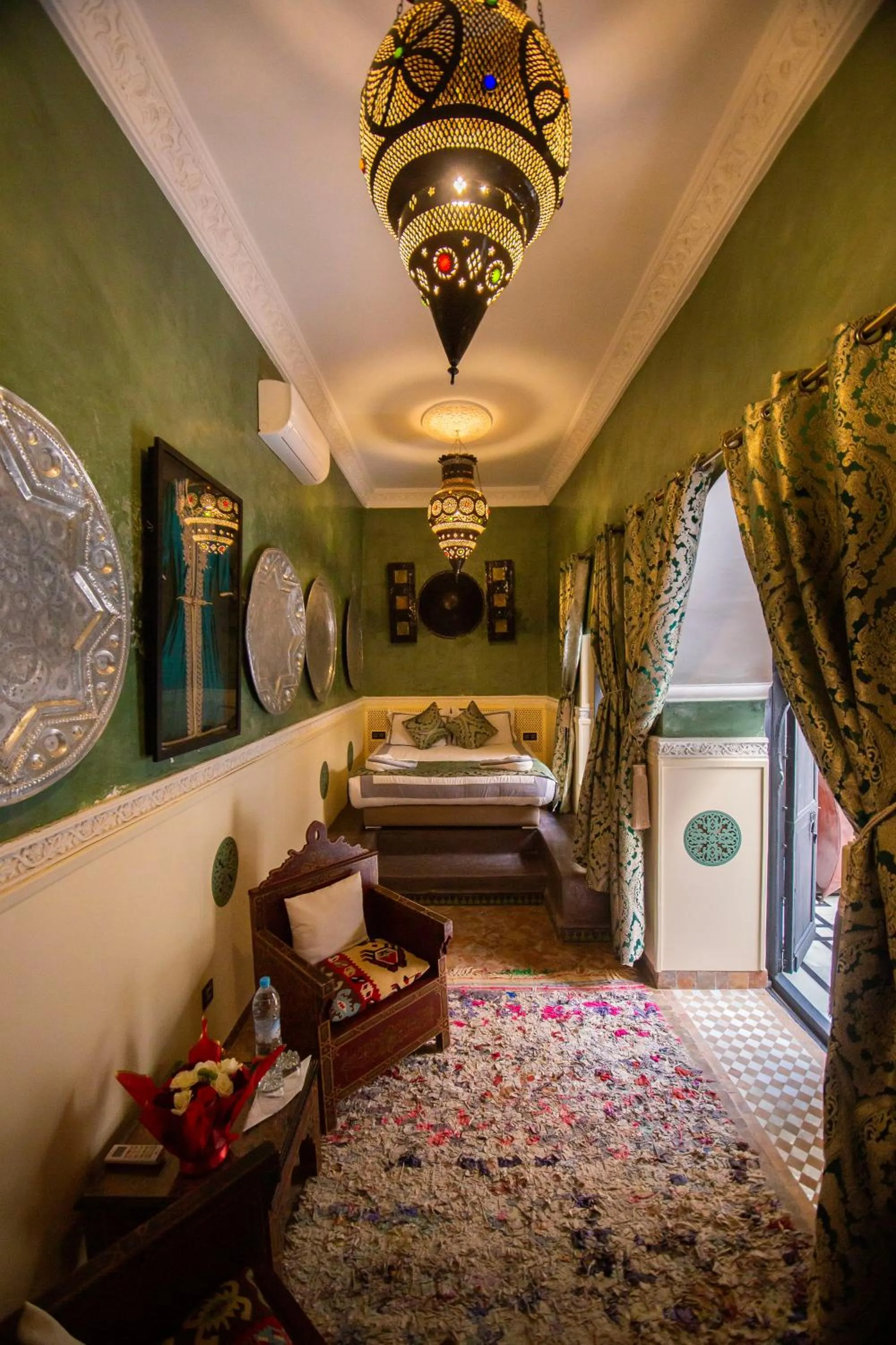 Bedroom, Bed in Riad Ta'achchaqa