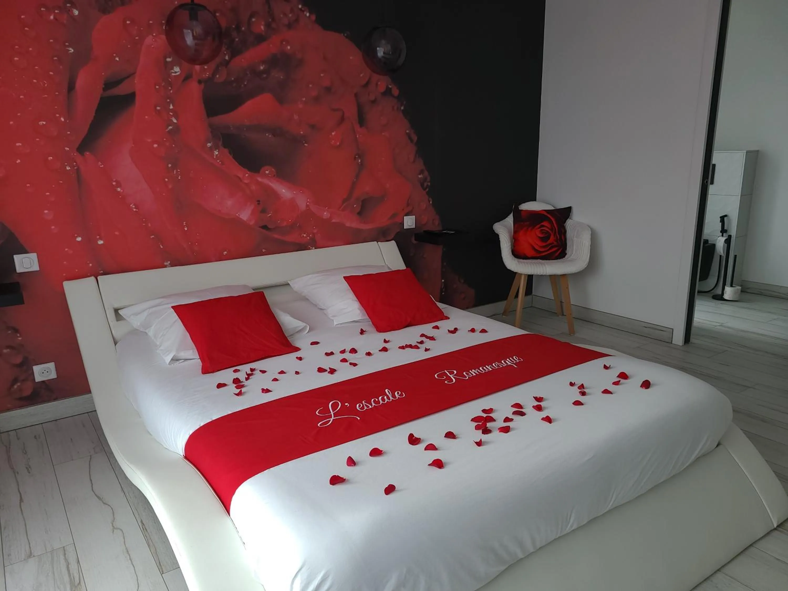 Bed in L'escale Romanesque