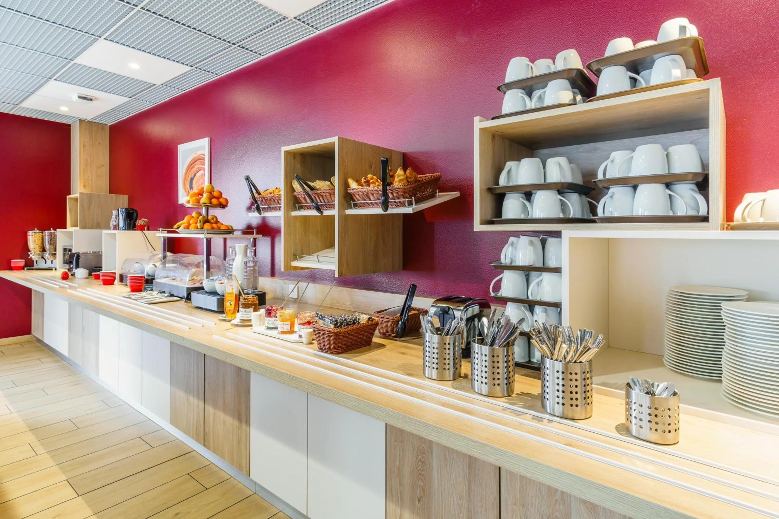 Breakfast in ACE Hôtel Metz