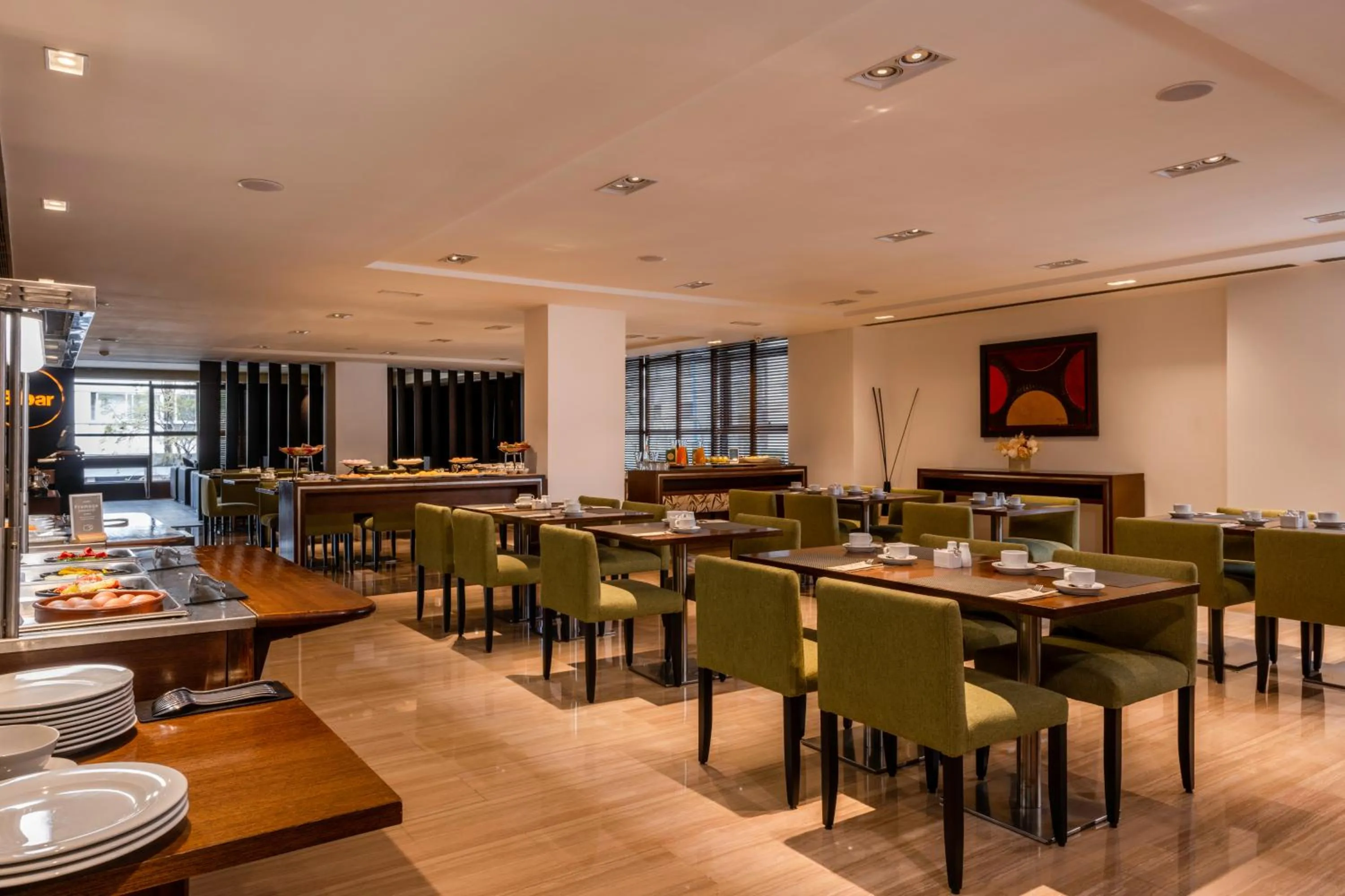 Restaurant/places to eat in Barceló Casablanca