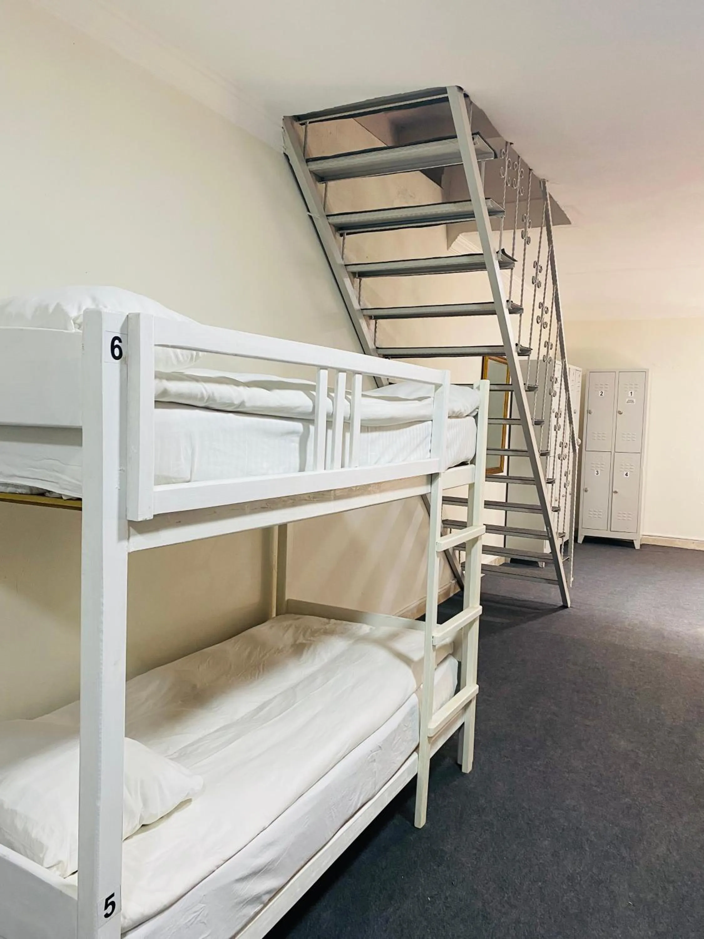 Bed in Stylish Hotel Old City