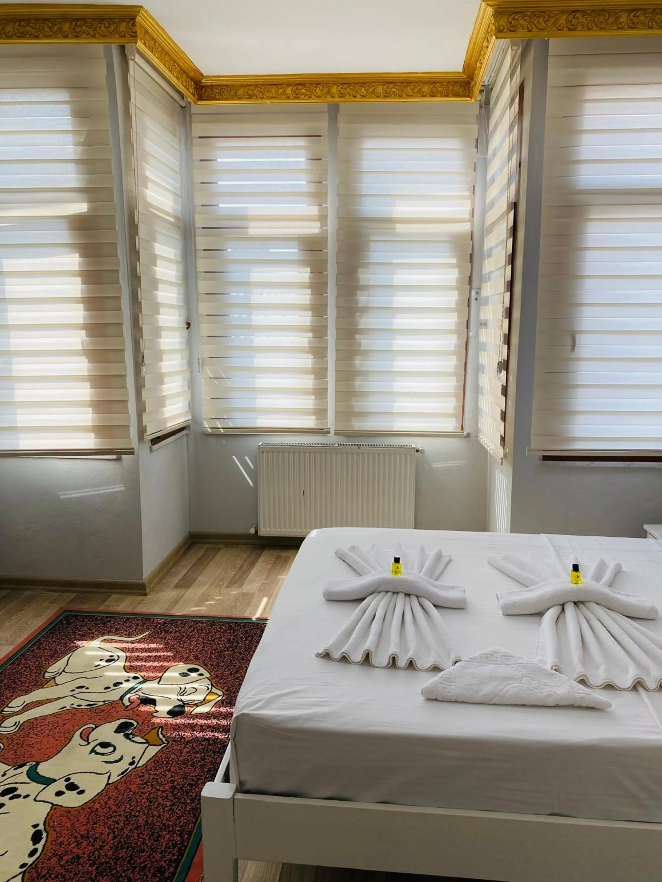 Bed in Stylish Hotel Old City