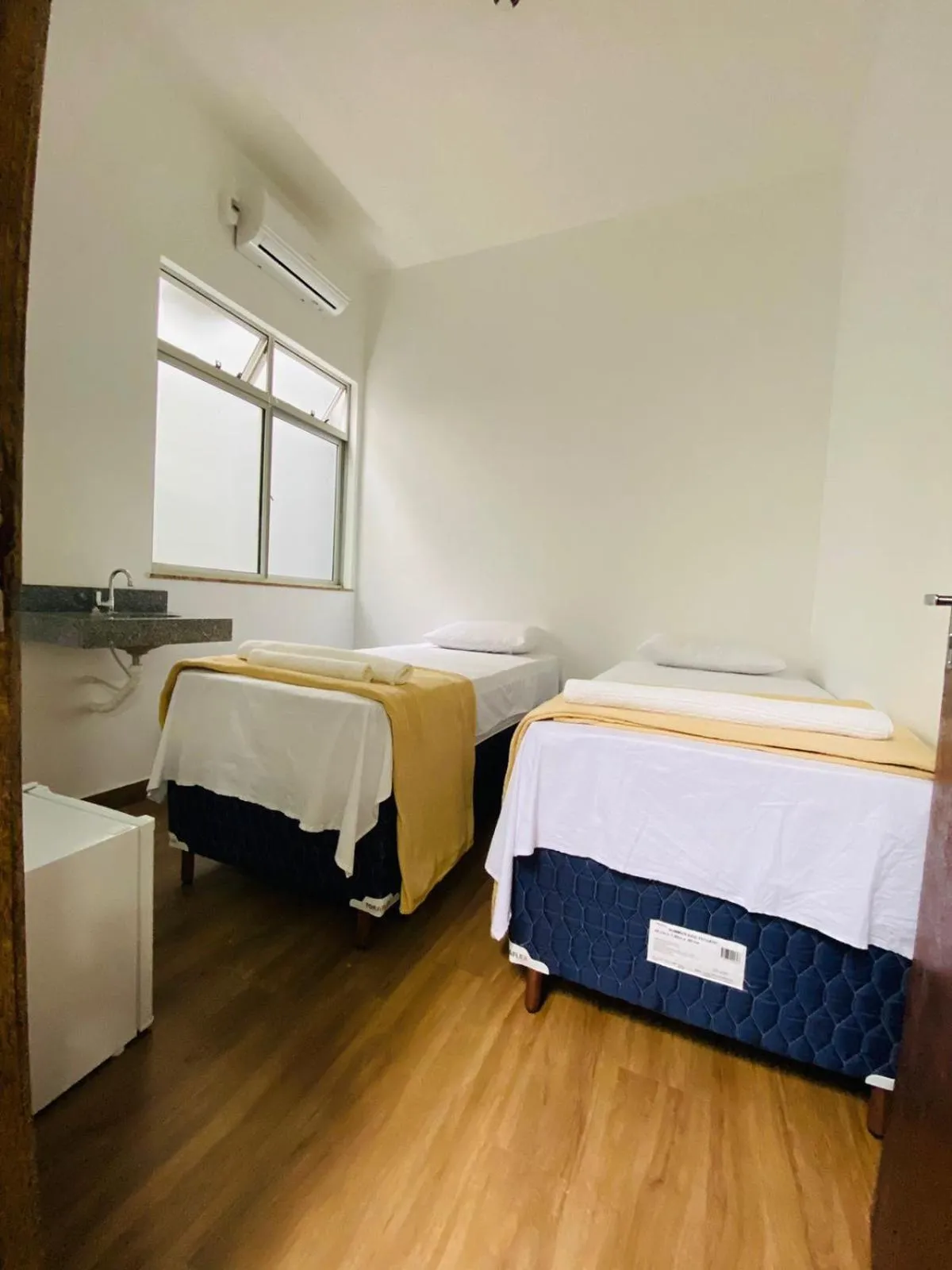 Bed in Hotel Santorine Plaza - Itabira - Próximo a Fundação Cultural Carlos Drummond Andrade