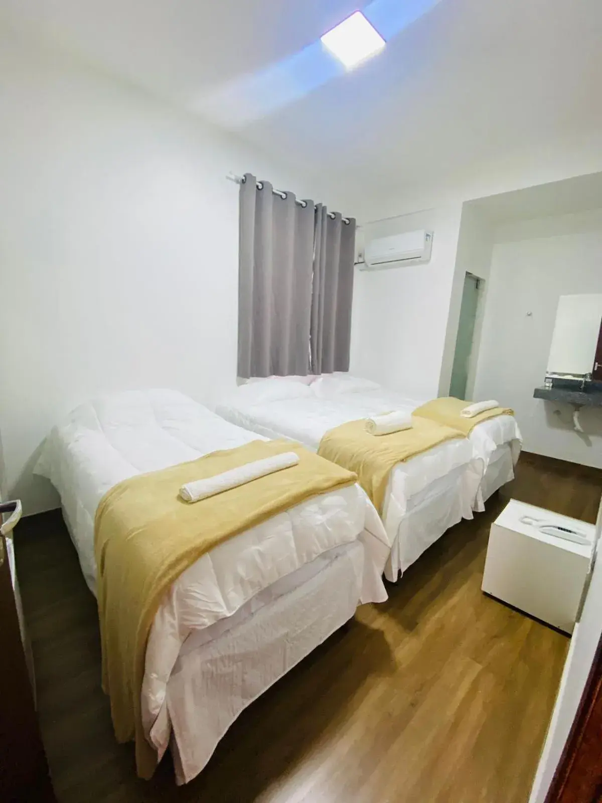 Hotel Santorine Plaza - Itabira - Próximo a Fundação Cultural Carlos Drummond Andrade Hotel Santorine Plaza - Itabira - Próximo a Fundação Cultural Carlos Drummond Andrade