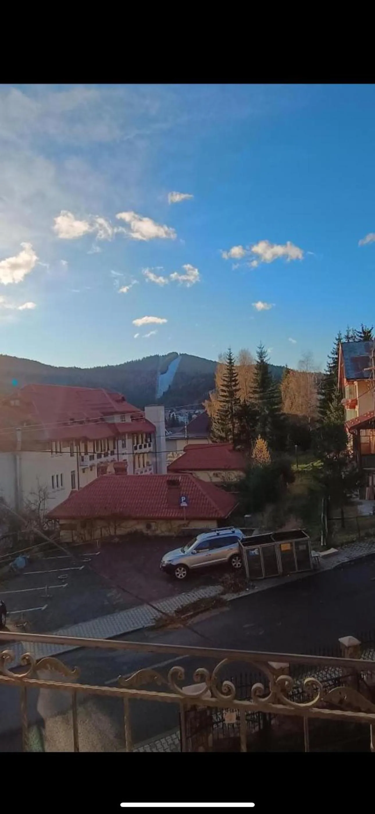 Casa Dunarea by Genco