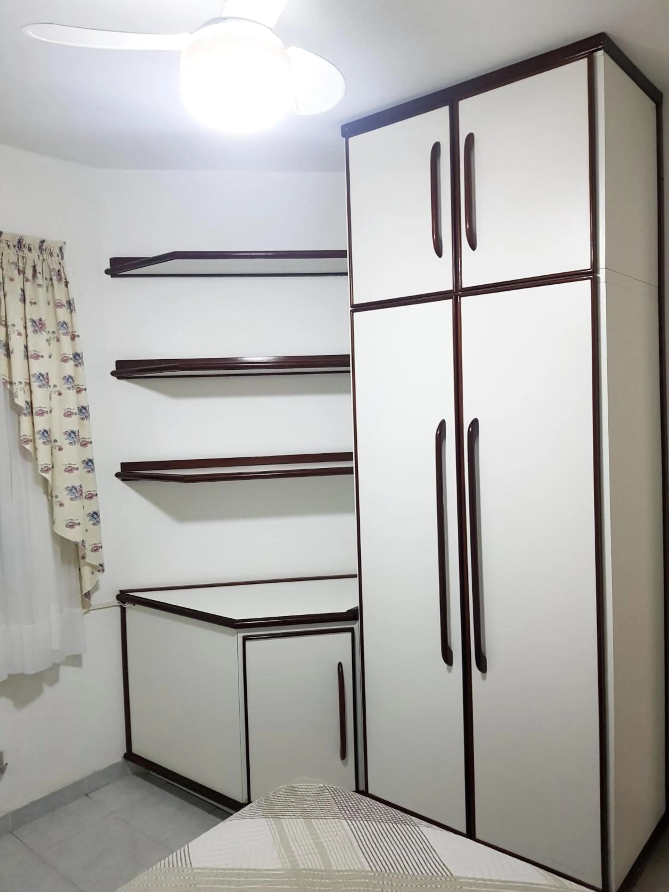 Bedroom in Condominio Wembley Tenis