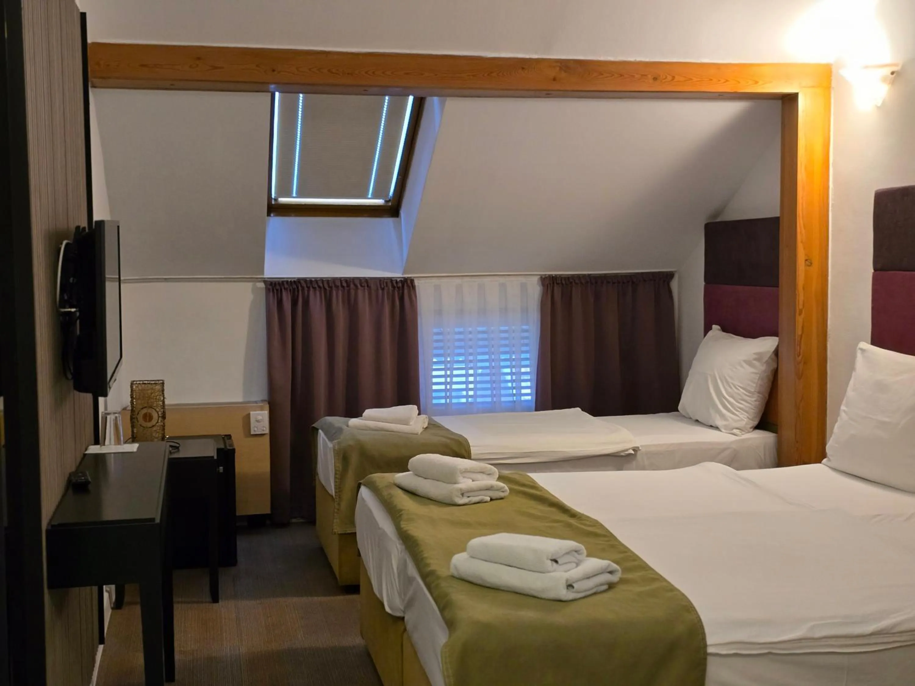 Photo of the whole room, Bed in Hotel Hecco