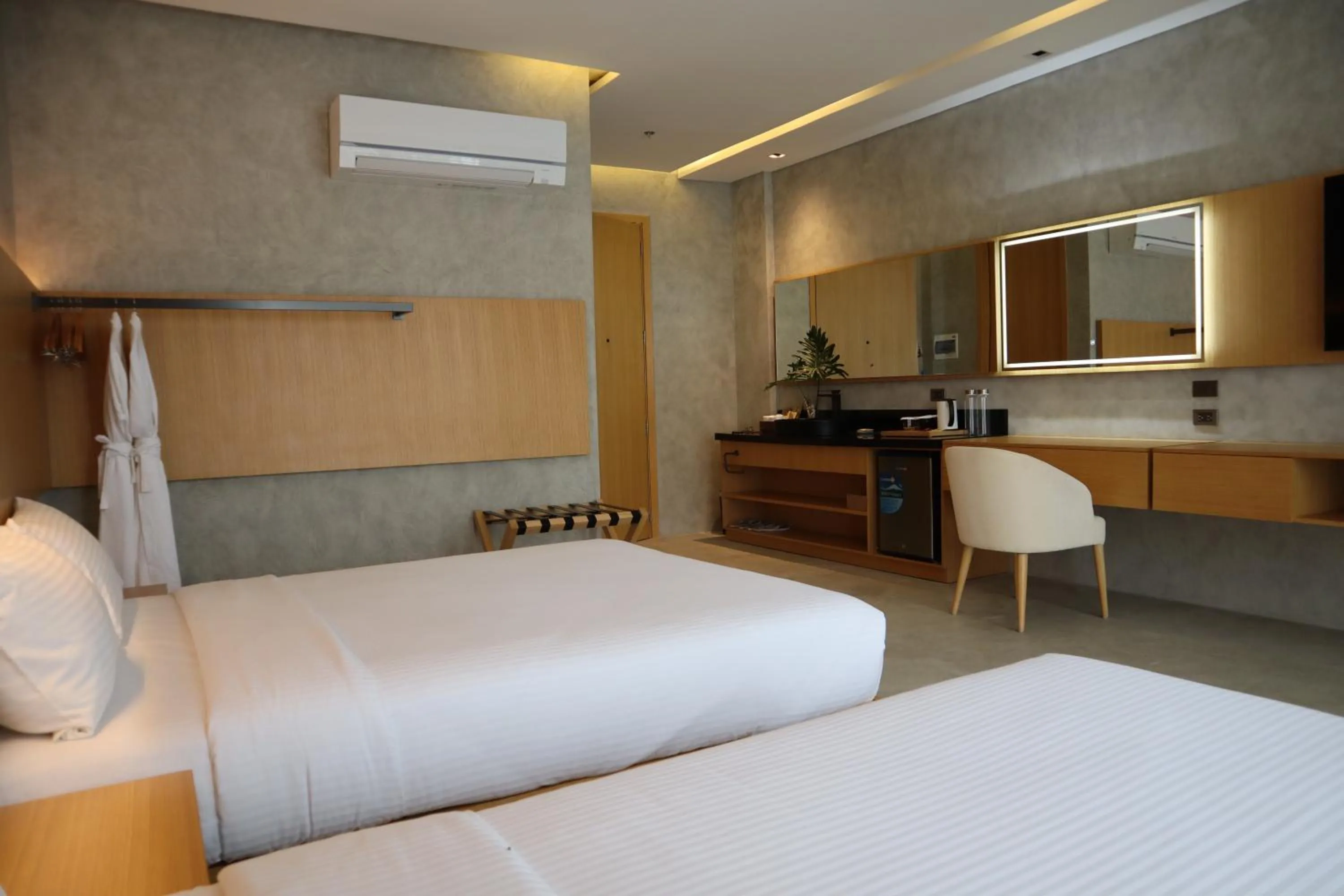 Bed in The Hotel Elizabeth Resort and Villas - Long Beach San Vicente Palawan