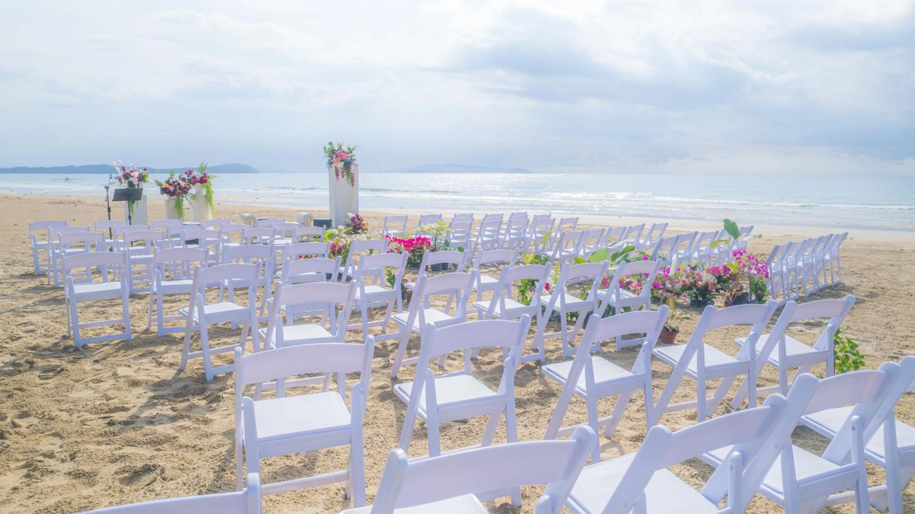 Day in The Hotel Elizabeth Resort and Villas - Long Beach San Vicente Palawan