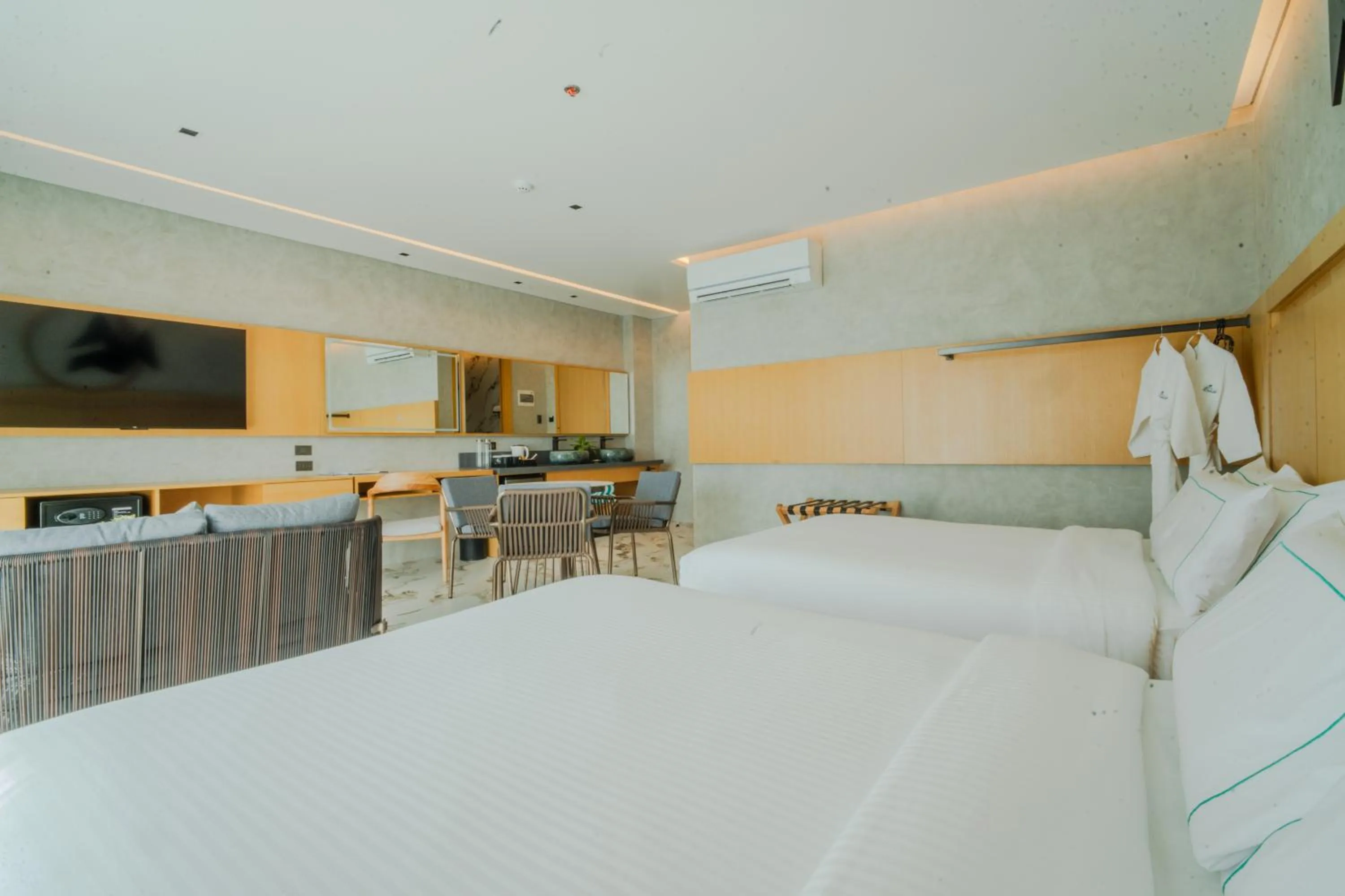 Bed in The Hotel Elizabeth Resort and Villas - Long Beach San Vicente Palawan