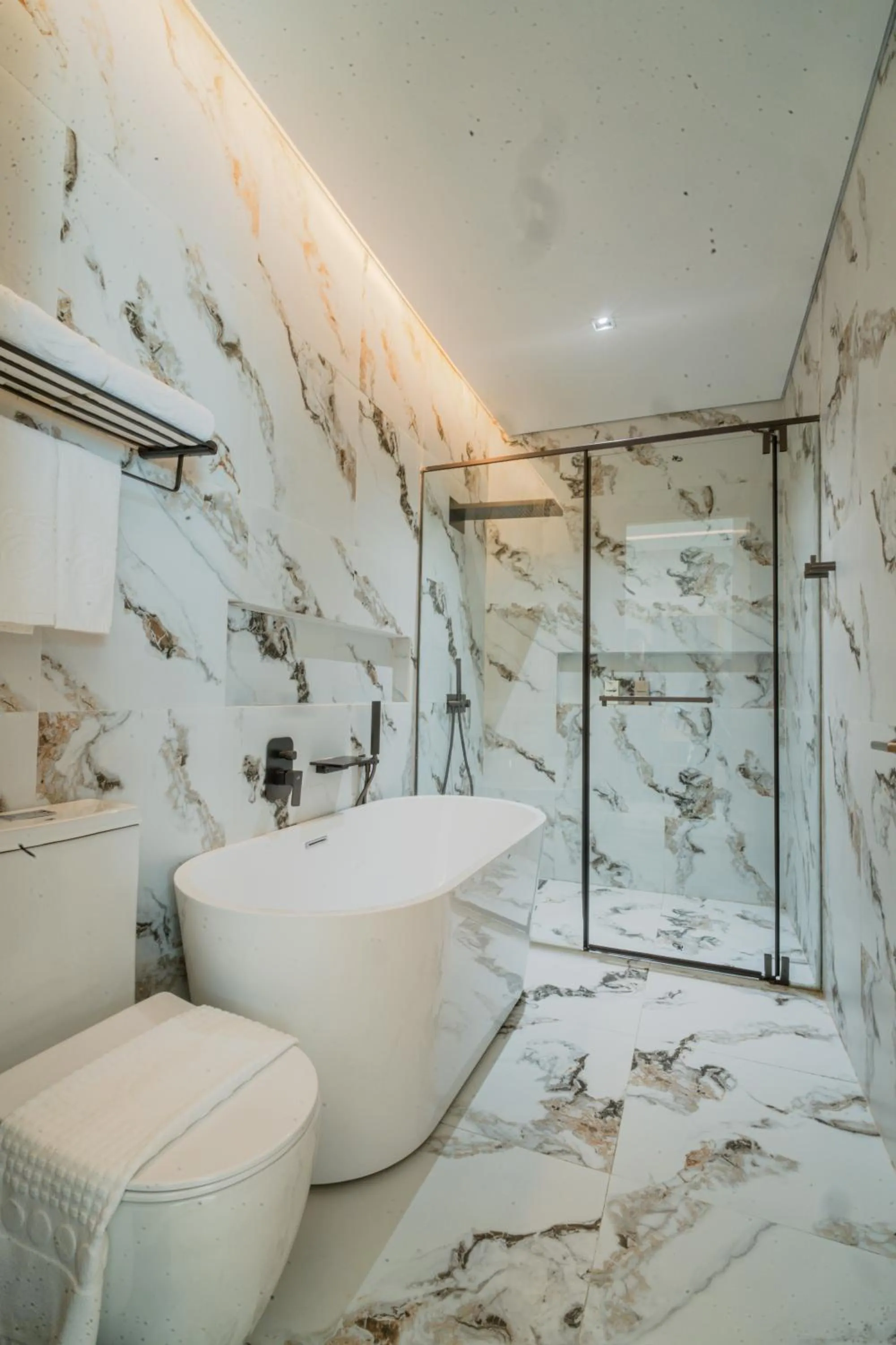 The Hotel Elizabeth Resort and Villas - Long Beach San Vicente Palawan