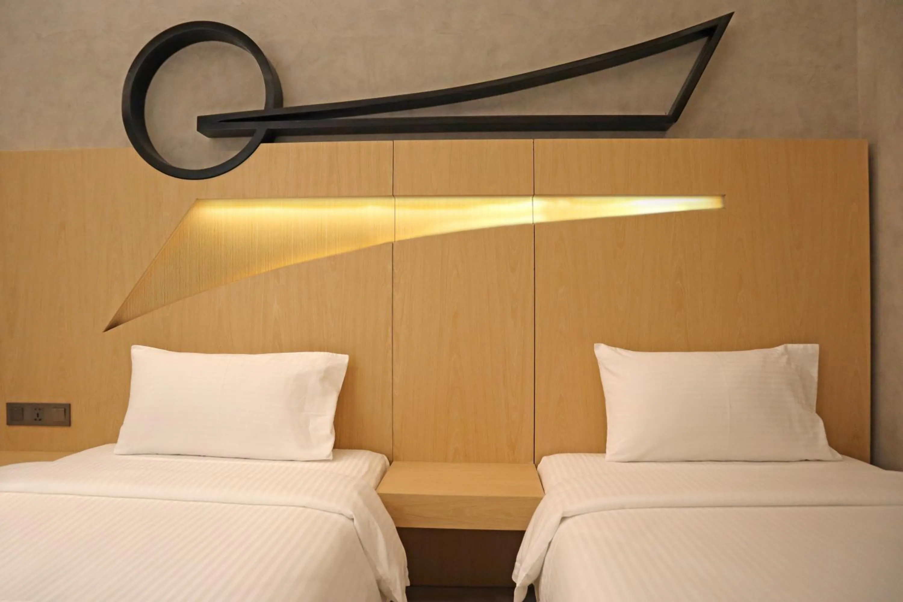 Bed in The Hotel Elizabeth Resort and Villas - Long Beach San Vicente Palawan