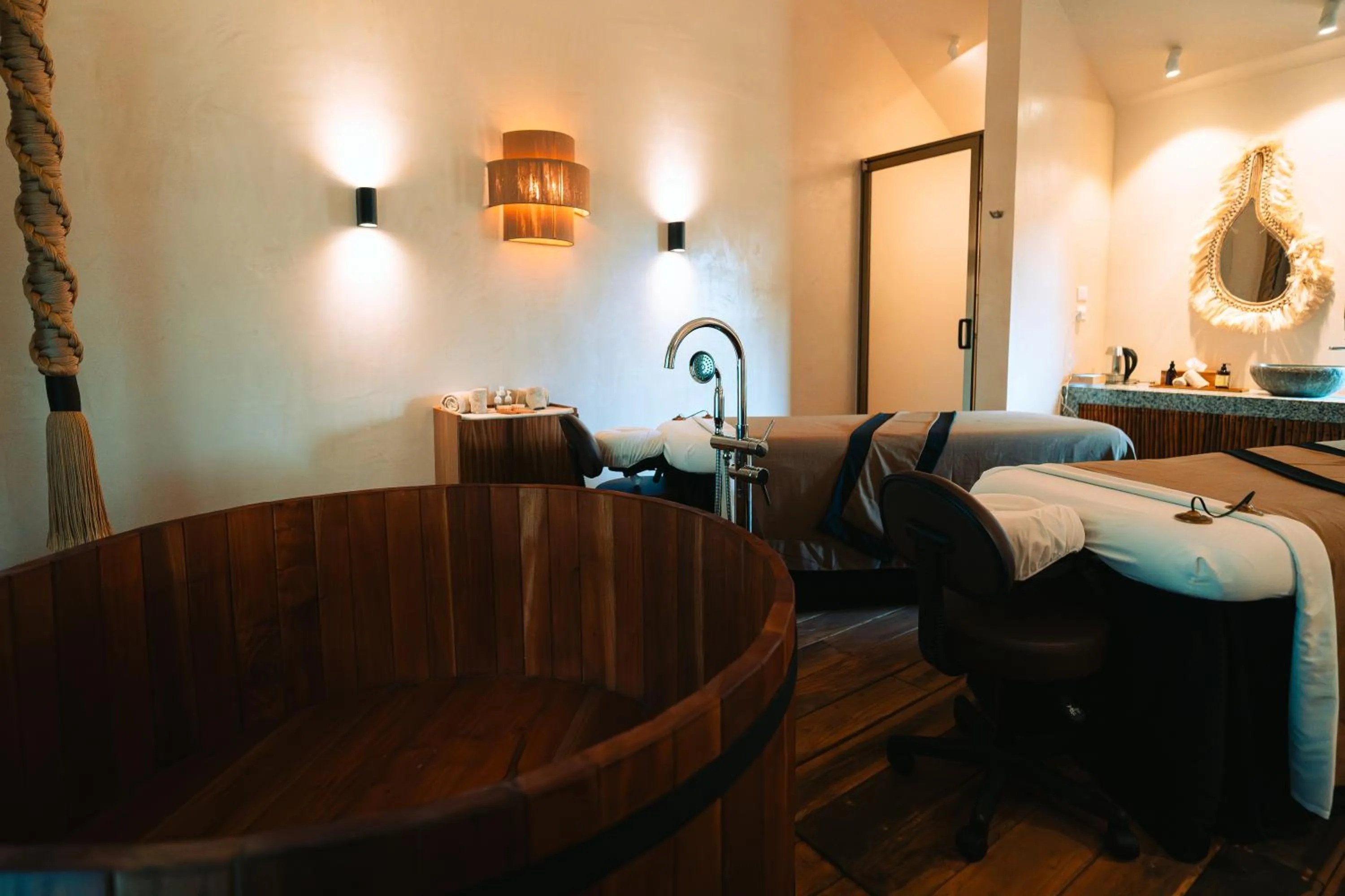 Spa and wellness centre/facilities, Bed in Hotel Shibari - Restaurant & Cenote Club