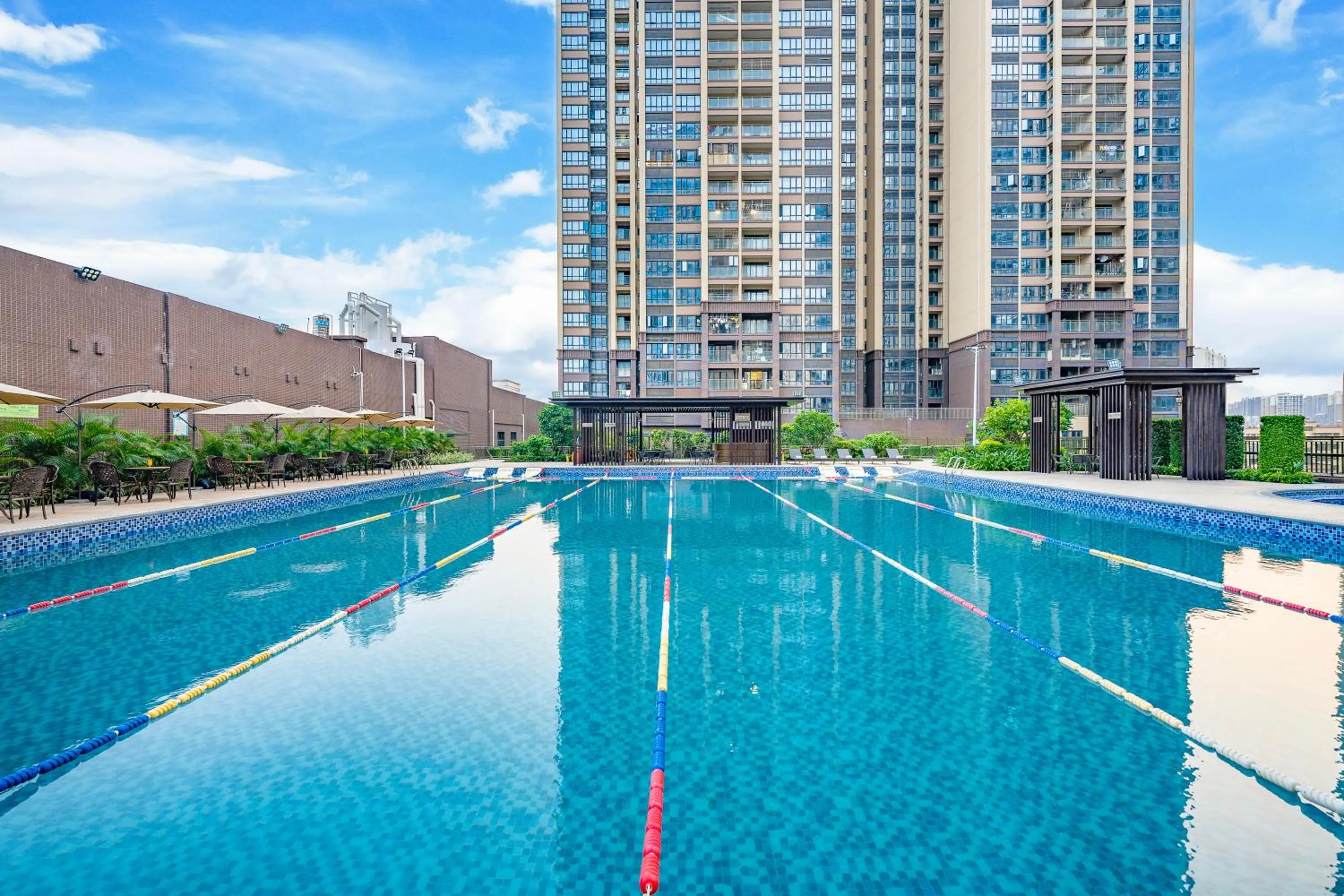 Swimming pool in Evwa Platinum Hotel