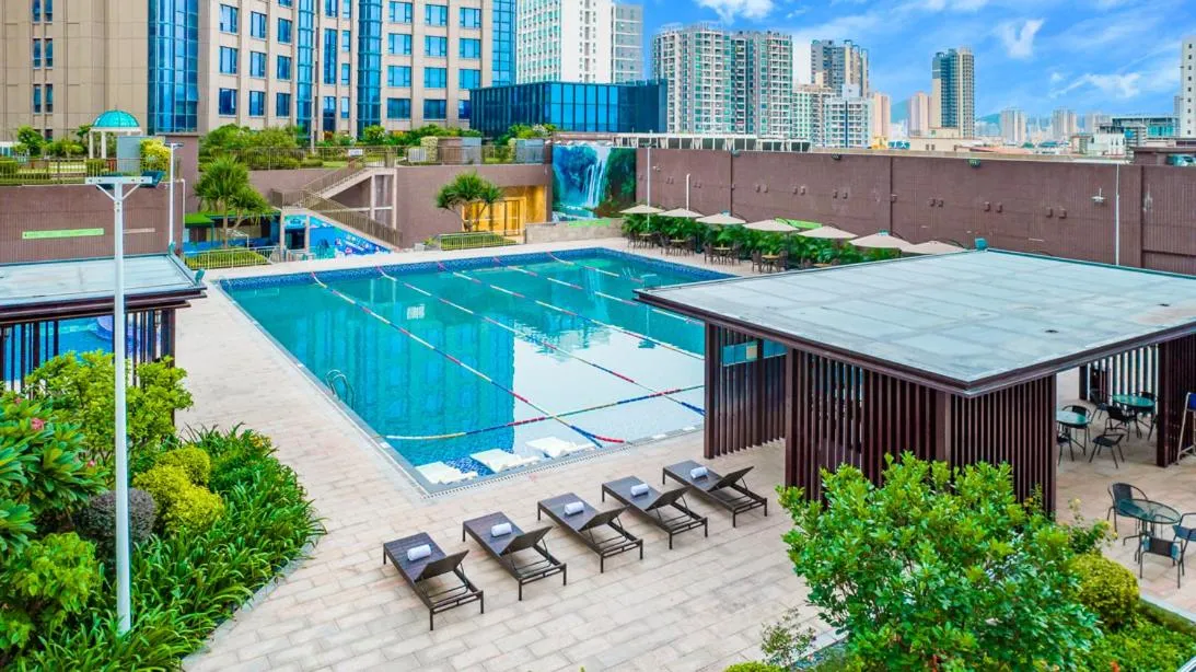  in Evwa Platinum Hotel