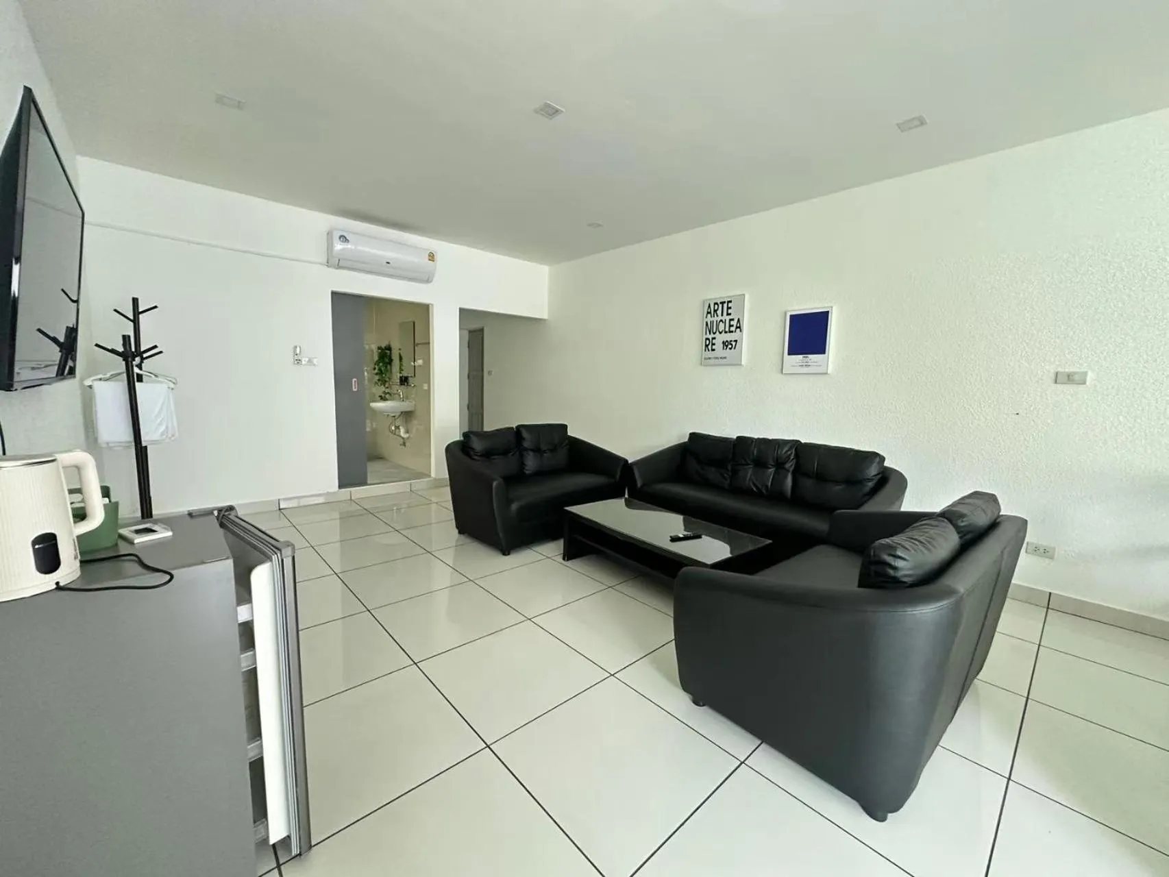 Mona Lisa pool villa