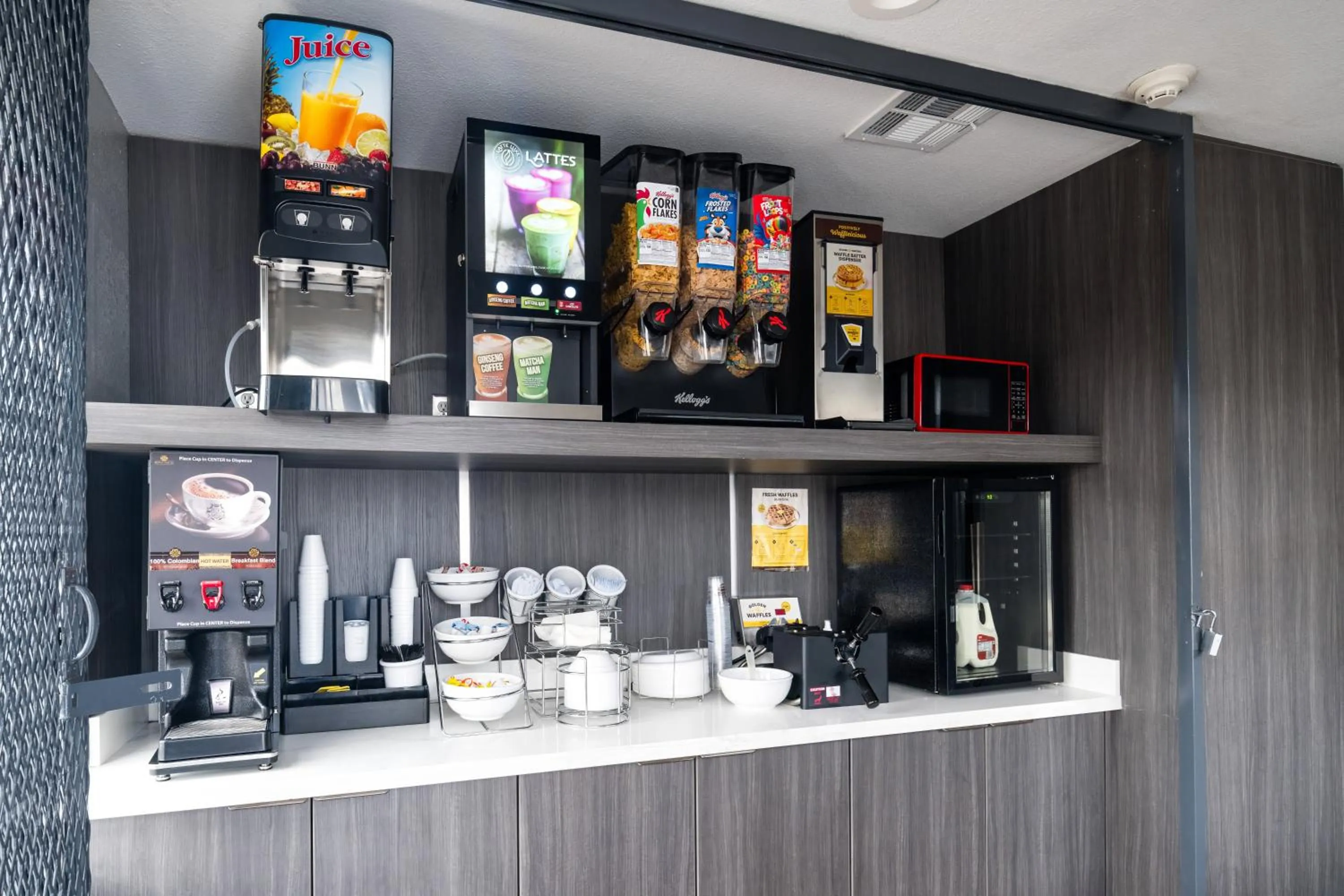 Breakfast in Downtowner Inns - Houston Downtown & Convention Center